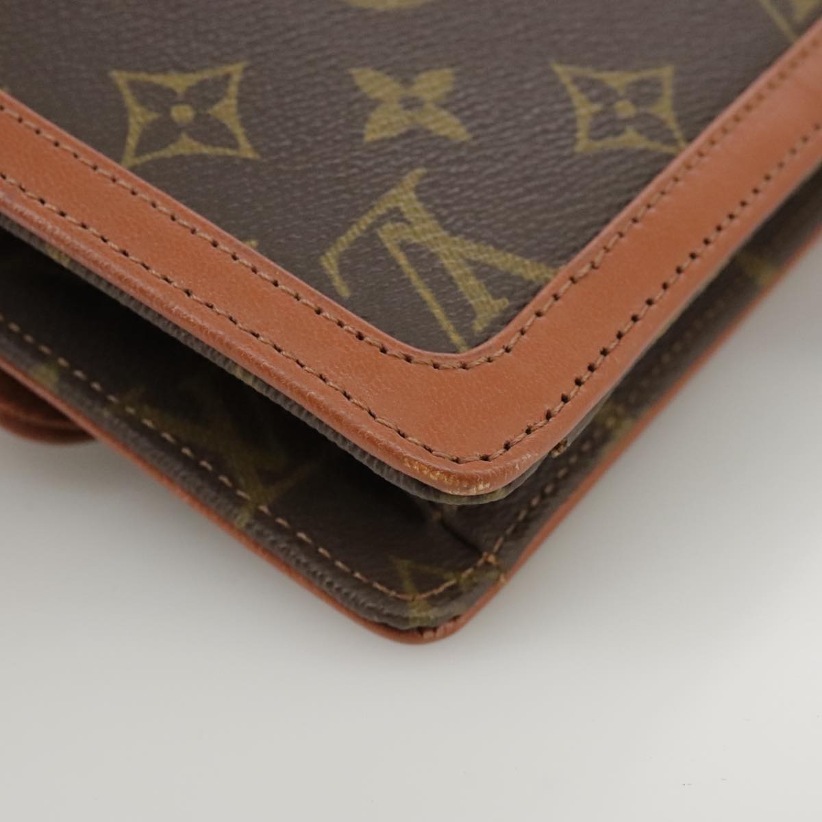 Louis Vuitton Pochette Dame Brown Canvas Clutch Bag (Pre-Owned)