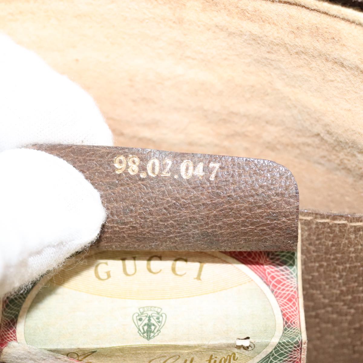Gucci Gg Canvas Beige Canvas Shoulder Bag (Pre-Owned)