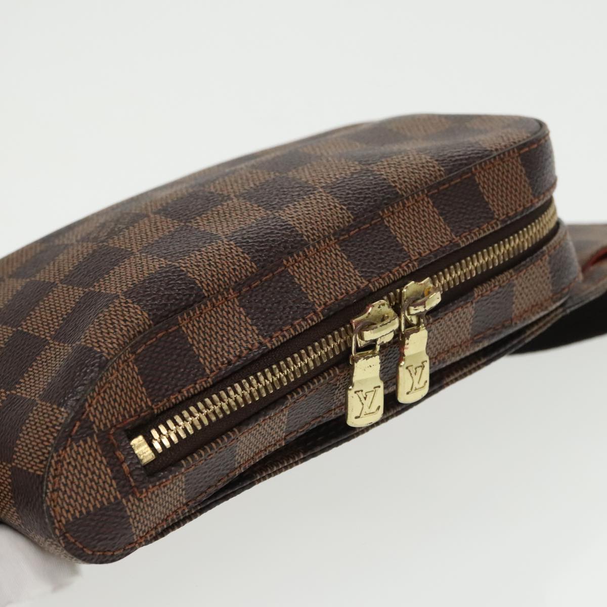 Louis Vuitton Geronimos Brown Canvas Shoulder Bag (Pre-Owned)