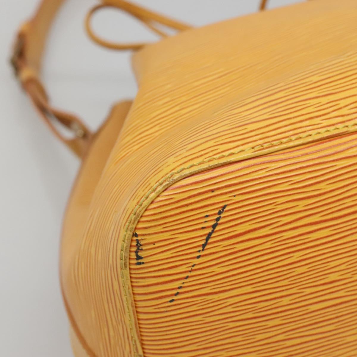 Louis Vuitton Noé Yellow Leather Shoulder Bag (Pre-Owned)