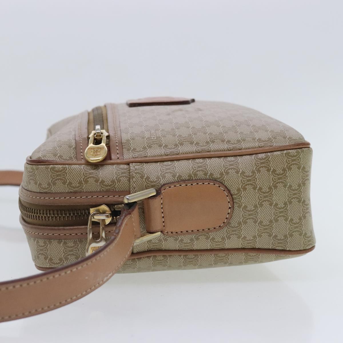 Céline Beige Canvas Shoulder Bag (Pre-Owned)