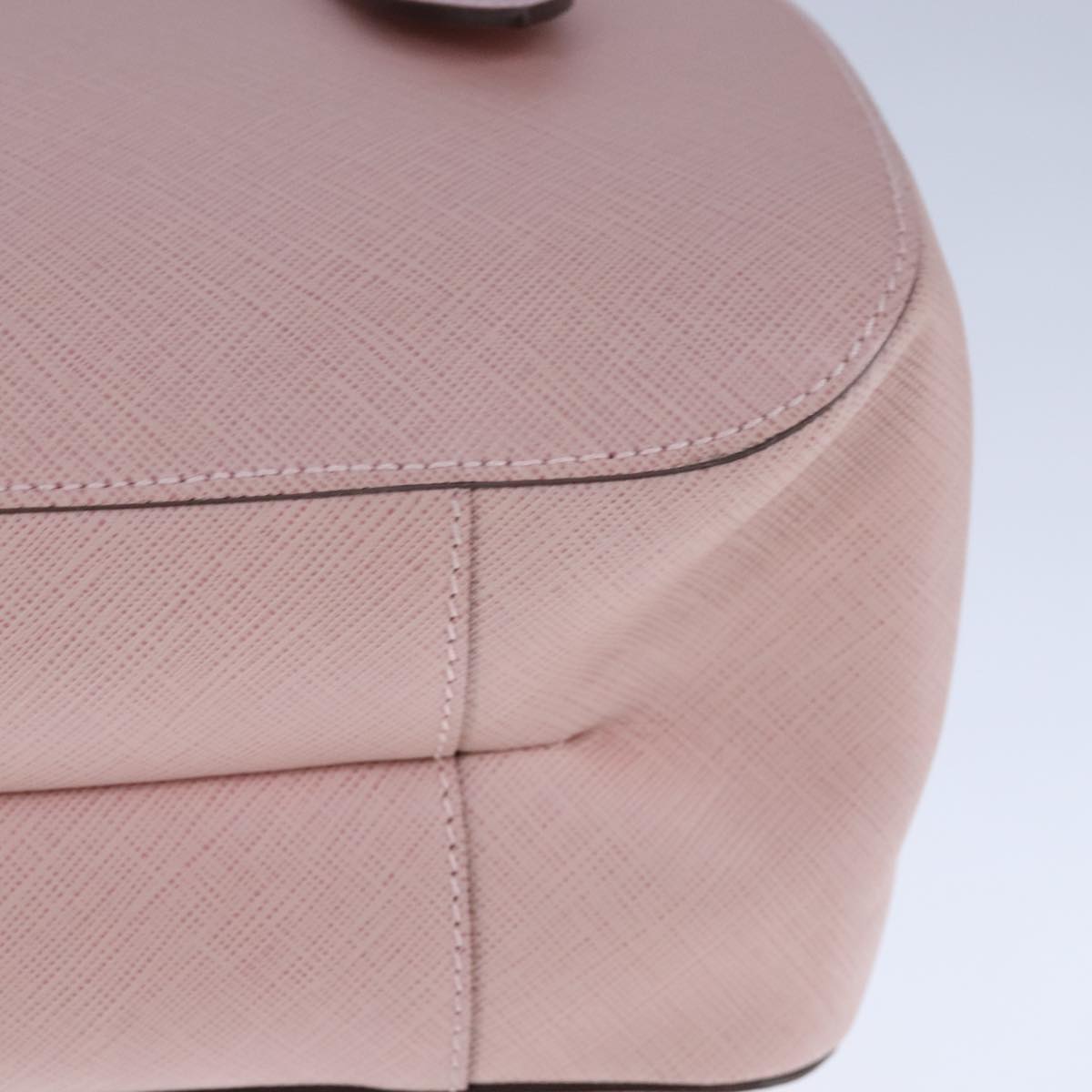 Salvatore Ferragamo Gancini Pink Leather Handbag (Pre-Owned)