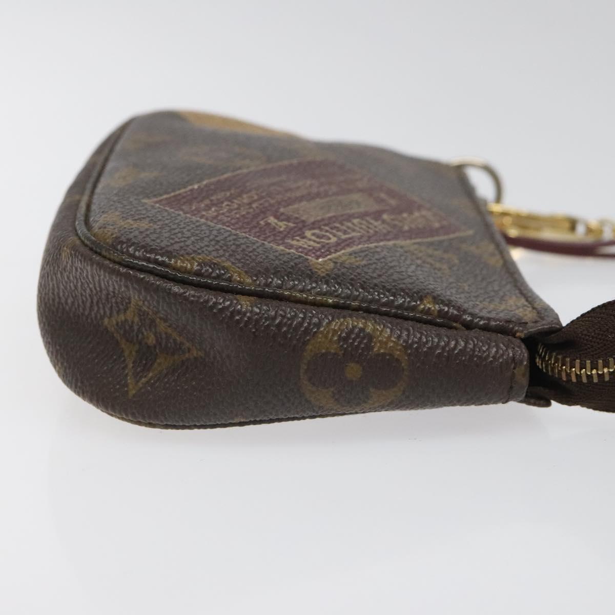 Louis Vuitton Mini Pochette Accessoires Brown Canvas Clutch Bag (Pre-Owned)