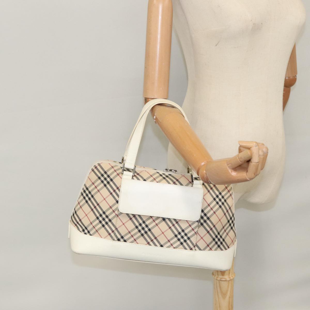 Burberry Nova Check Beige Canvas Handbag (Pre-Owned)