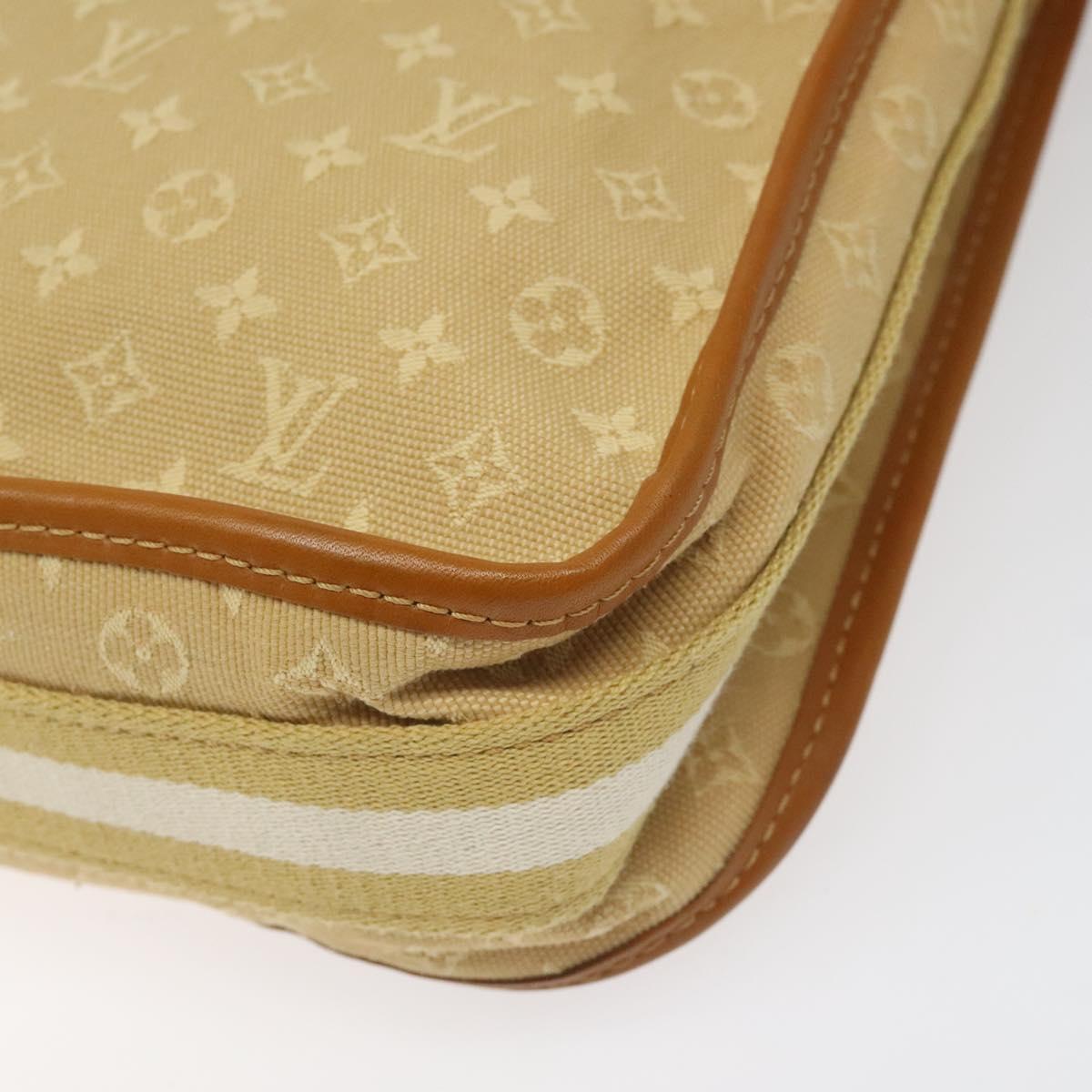 Louis Vuitton Mary Kate Beige Canvas Shoulder Bag (Pre-Owned)