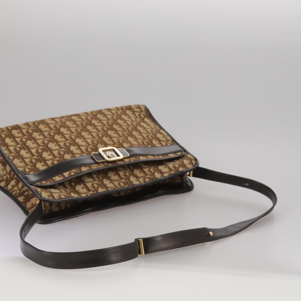 Dior Trotter Canvas Shoulder Bag Gold Canvas Shoulder Bag (Pre-Owned)