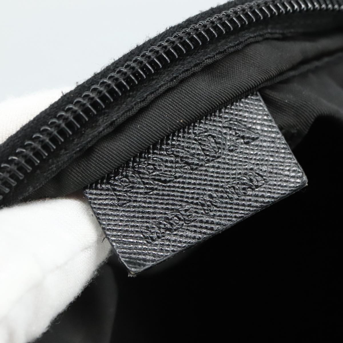 Prada Black Synthetic Shoulder Bag (Pre-Owned)