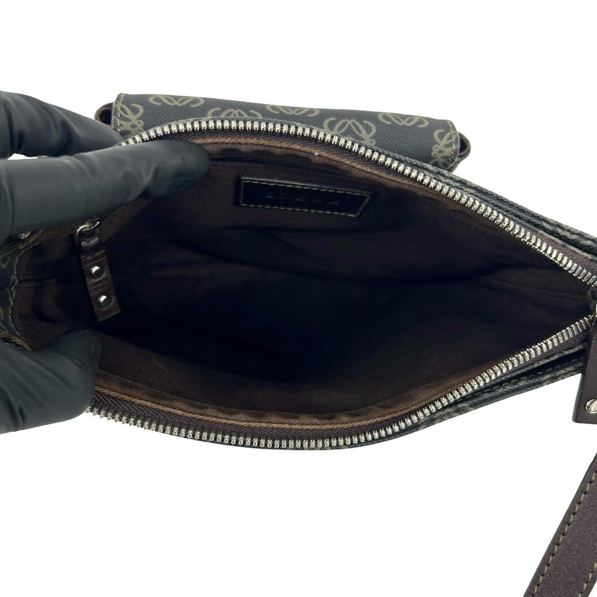 Loewe Brown Pvc Leather Pochette Shoulder Bag (Pre-Owned)
