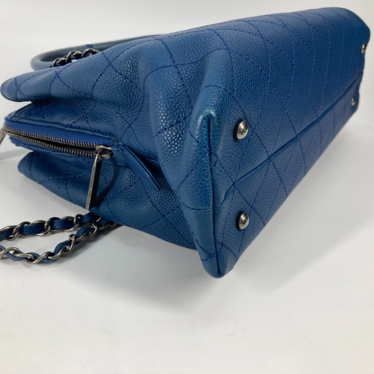 Chanel Blue Caviar Leather Handbag Shoulder Bag Tote Bag (Pre-Owned)
