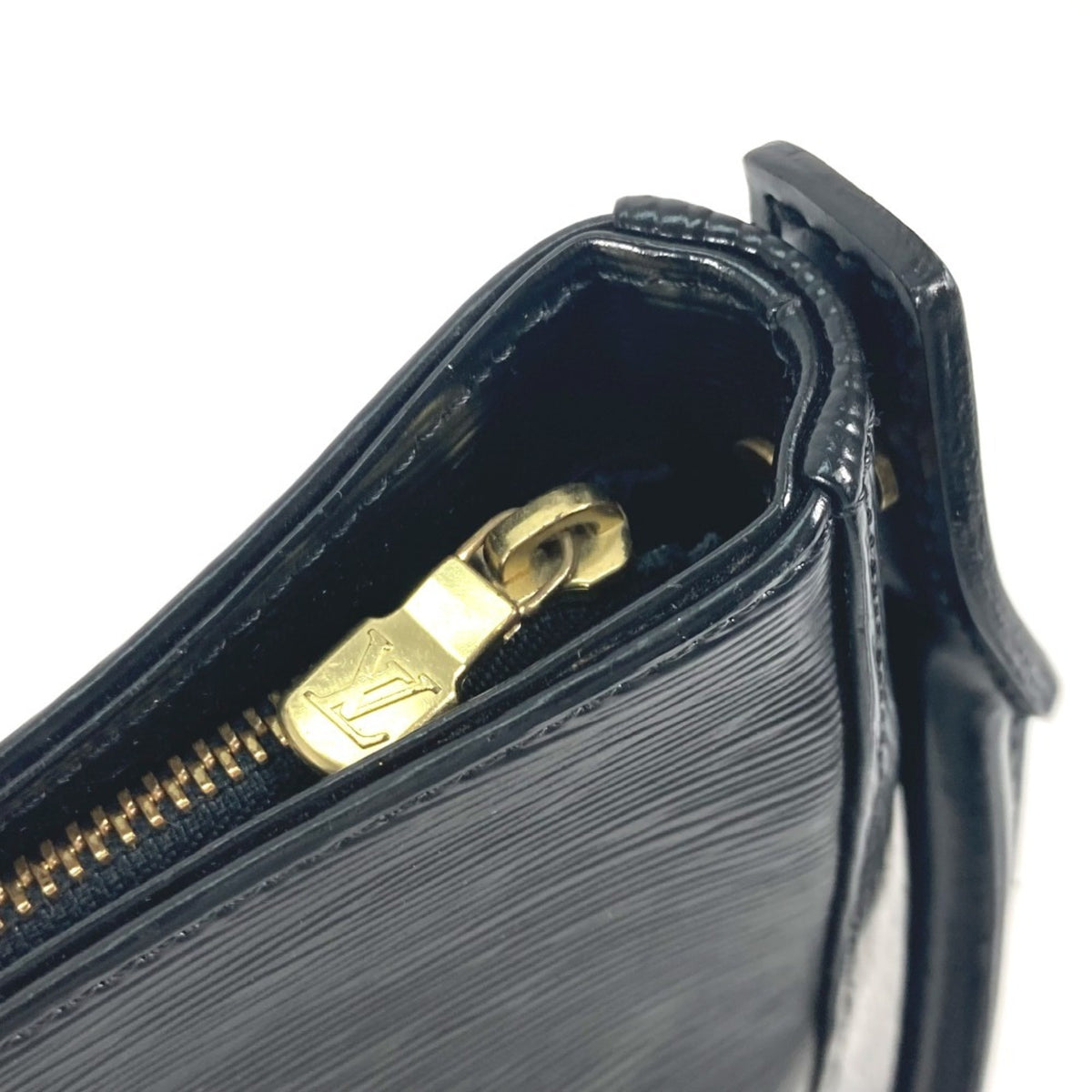 Louis Vuitton Epi Black Noir Epi Leather Shoulder Bag (Pre-Owned)
