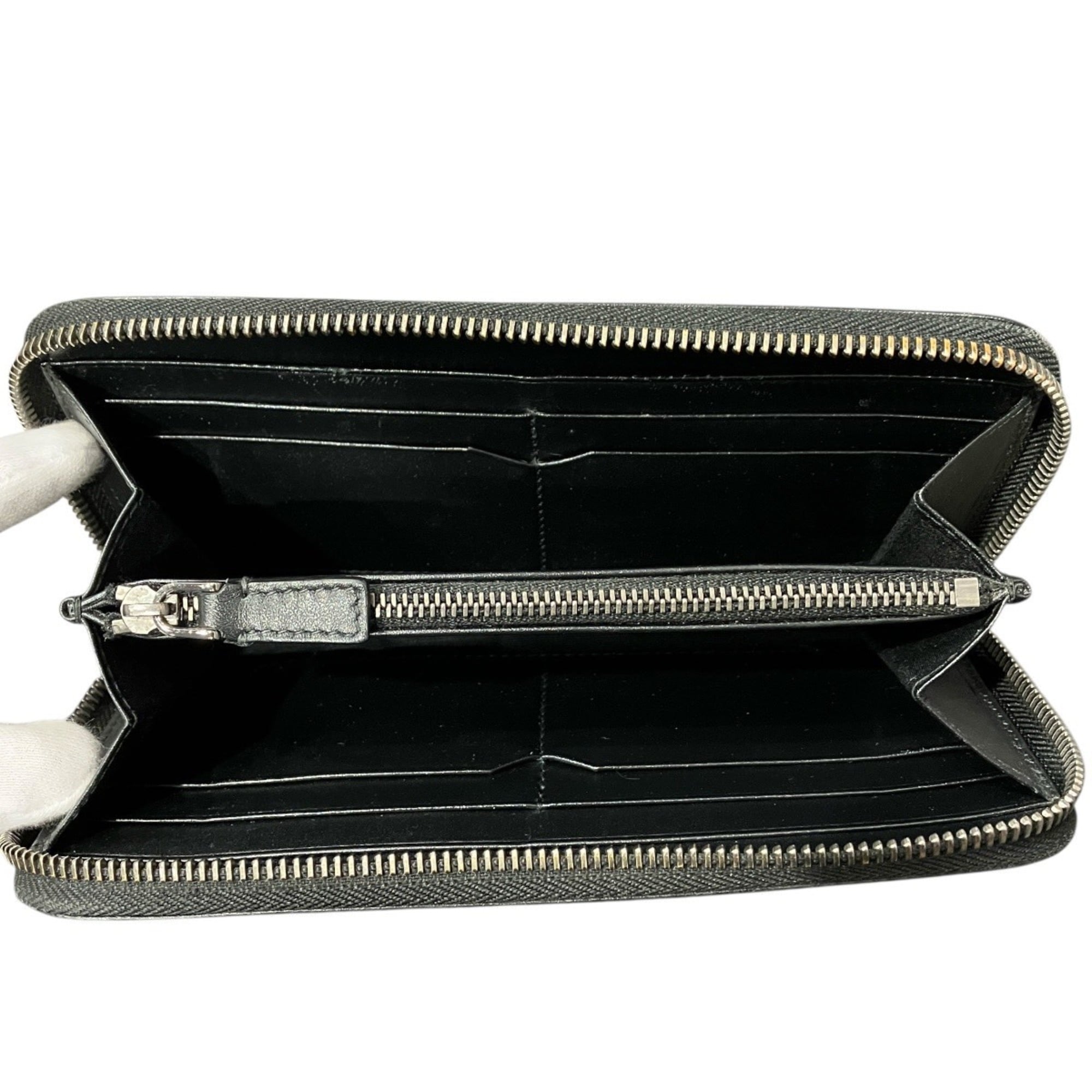 Bvlgari Black Leather Long Wallet (Bi-Fold) (Pre-Owned)