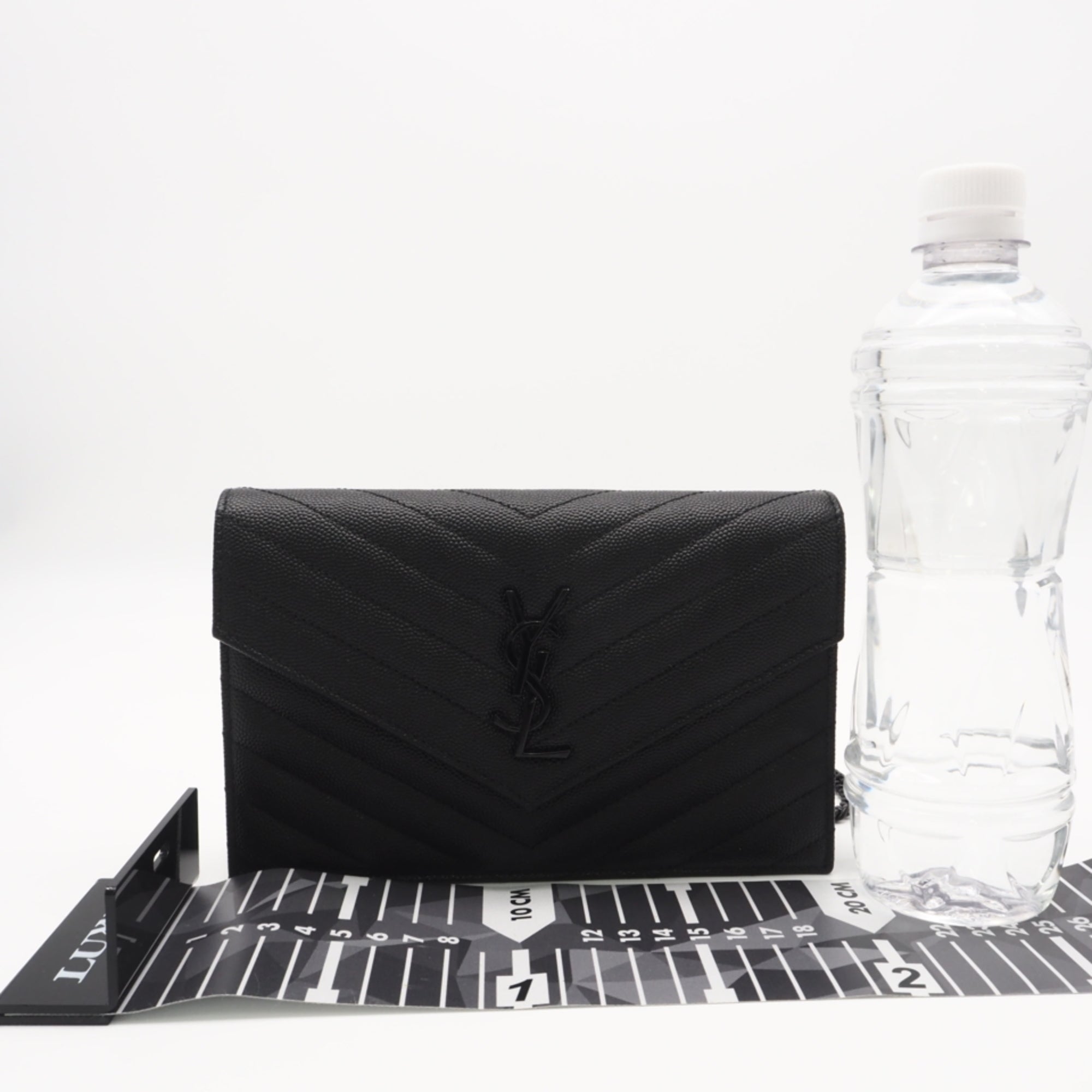 Yves Saint Laurent Black Leather Shoulder Bag (Pre-Owned)