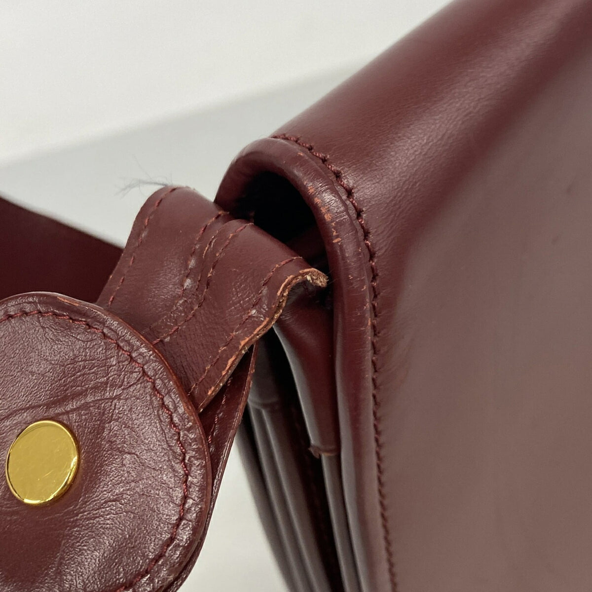Cartier Bordeaux Leather Shoulder Bag (Pre-Owned)
