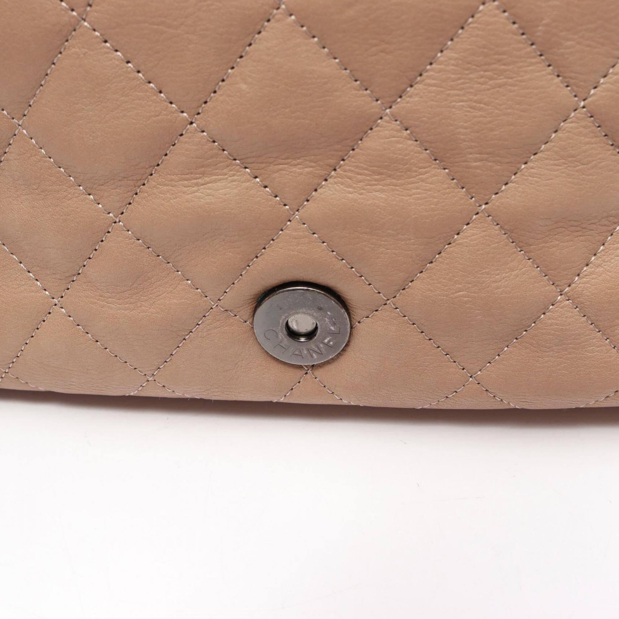 Chanel Beige Leather Handbag Shoulder Bag (Pre-Owned)