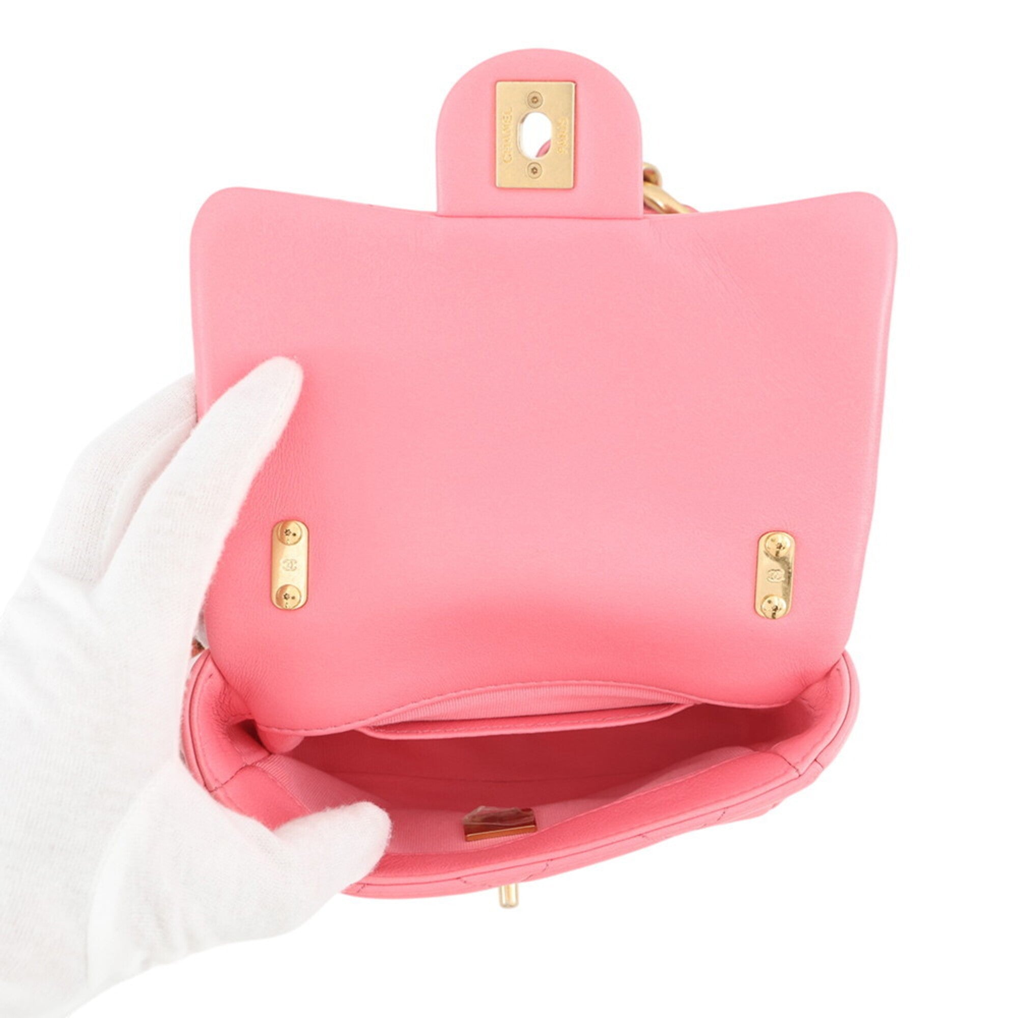 Chanel Pink Leather Handbag Shoulder Bag (Pre-Owned)