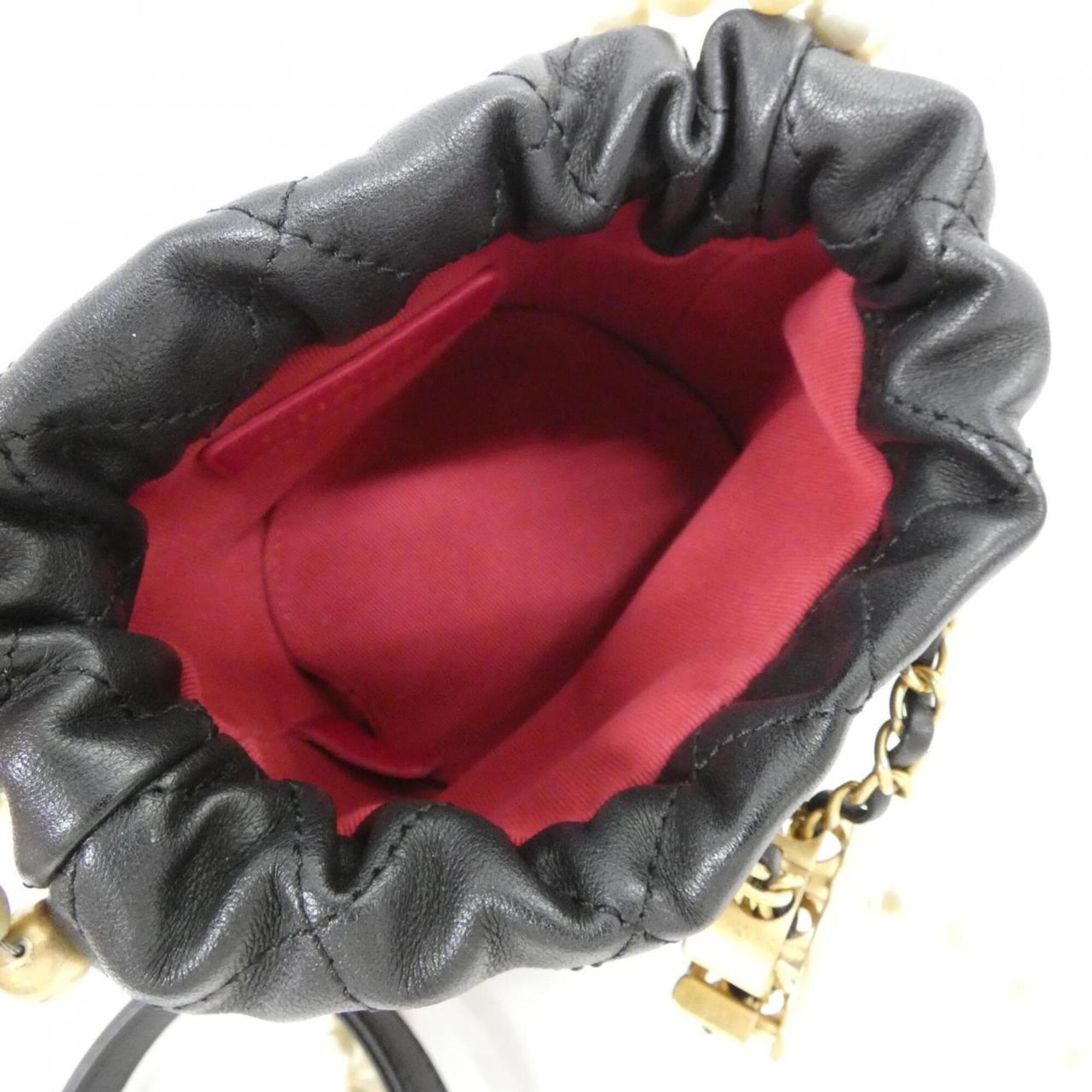 Chanel Black Artificial Pearl Leather Shoulder Bag (Pre-Owned)