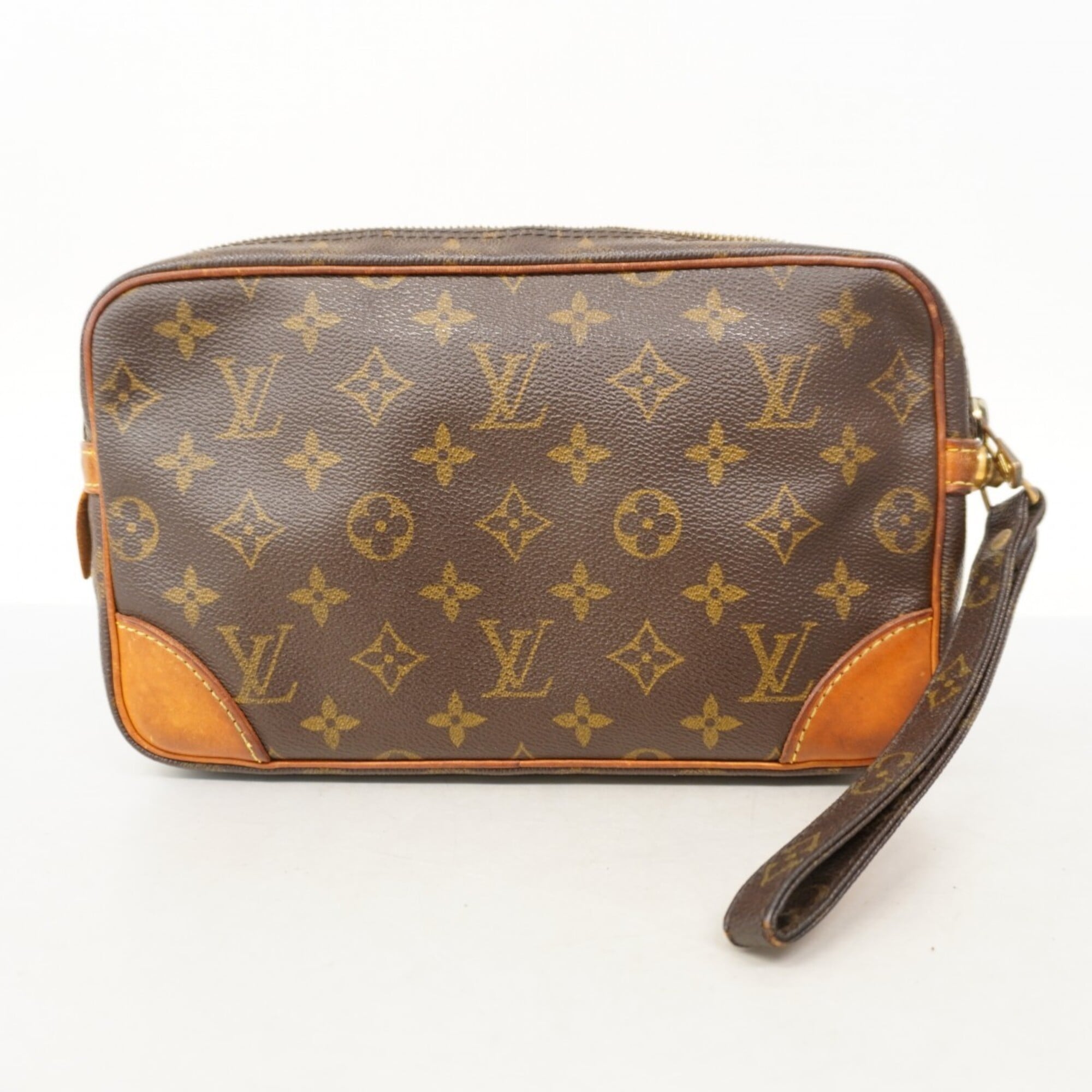 Louis Vuitton Brown Clutch Bag (Pre-Owned)