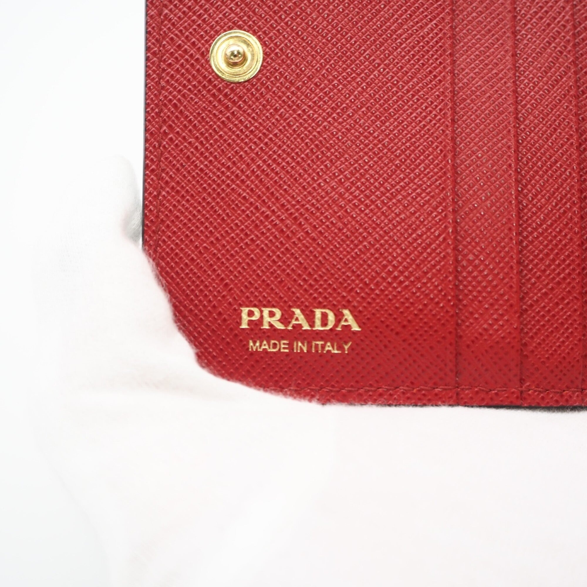 Prada Saffiano Black Red Color Saffiano Wallet (Bi-Fold) (Pre-Owned)
