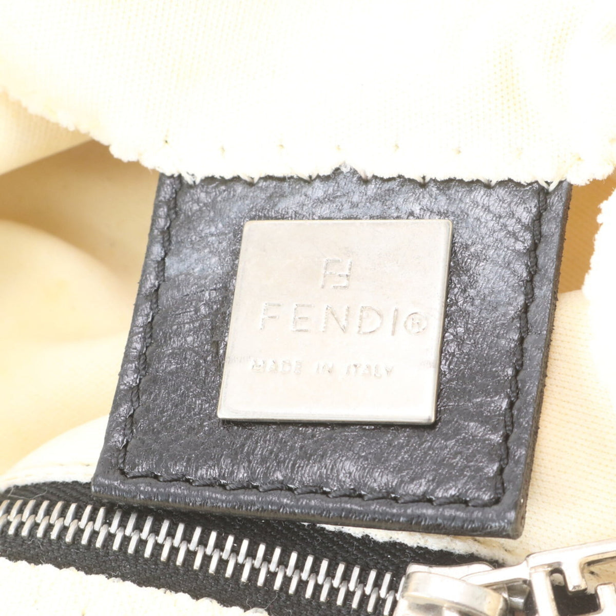 Fendi Beige Black Leather Canvas Handbag Shoulder Bag (Pre-Owned)