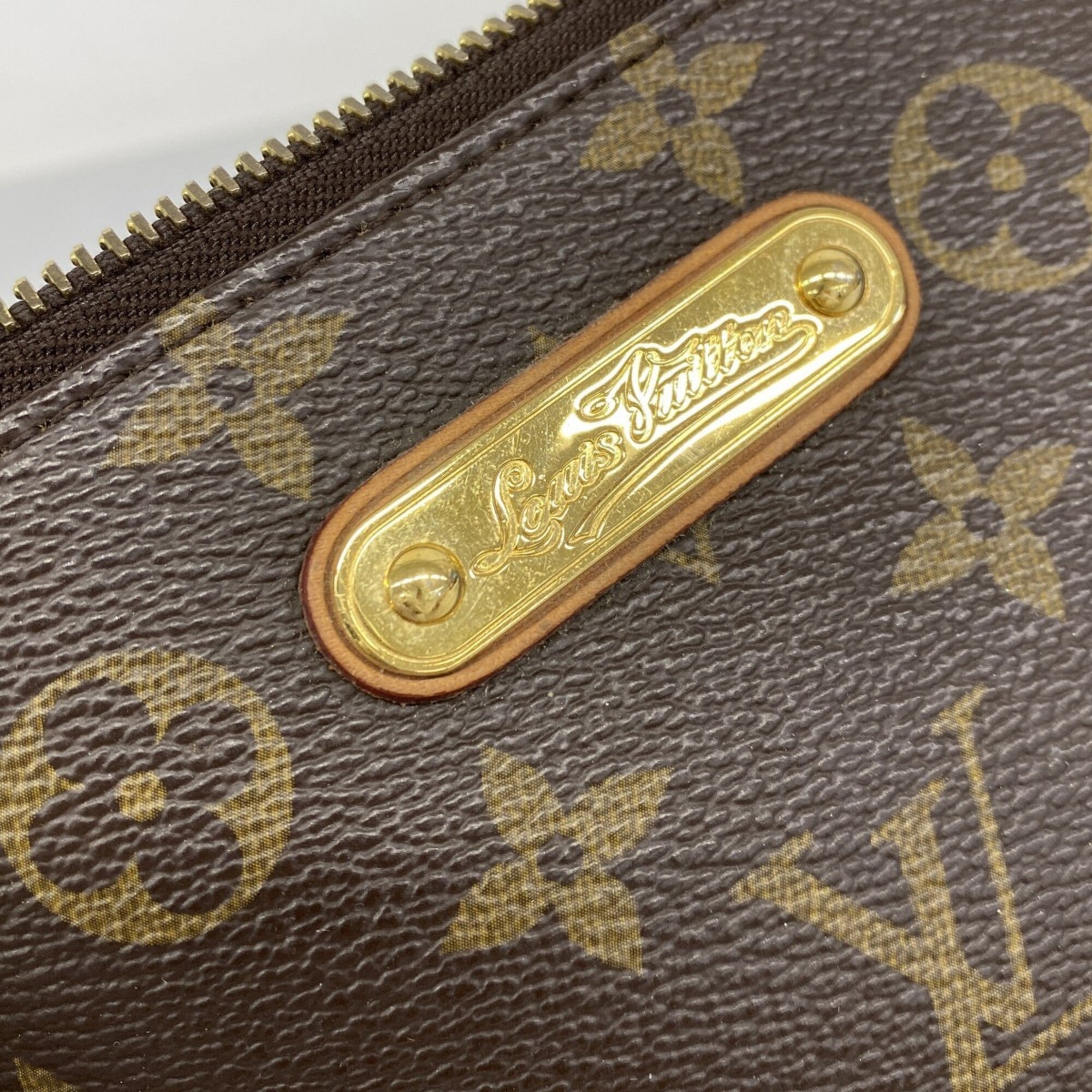 Louis Vuitton Brown Pouch (Pre-Owned)
