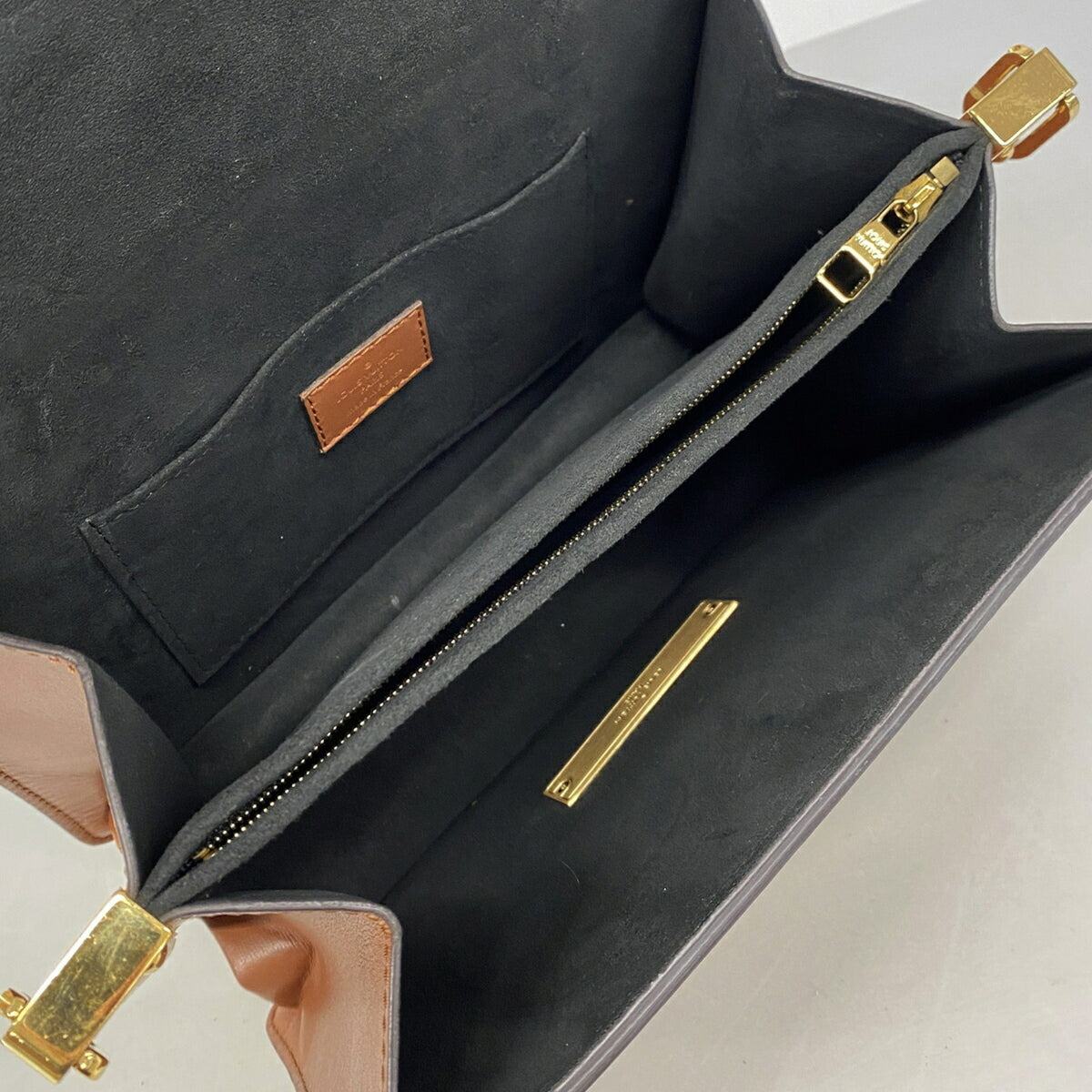 Louis Vuitton Brown Shoulder Bag (Pre-Owned)