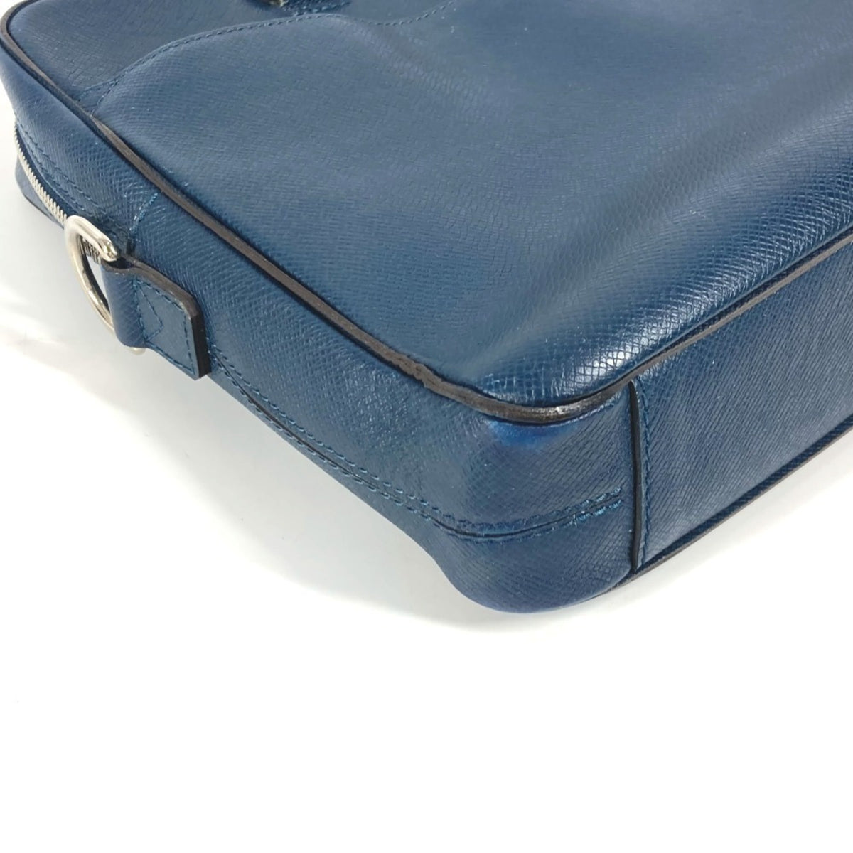 Louis Vuitton Navy Ocean Taiga Leather Briefcase Handbag (Pre-Owned)