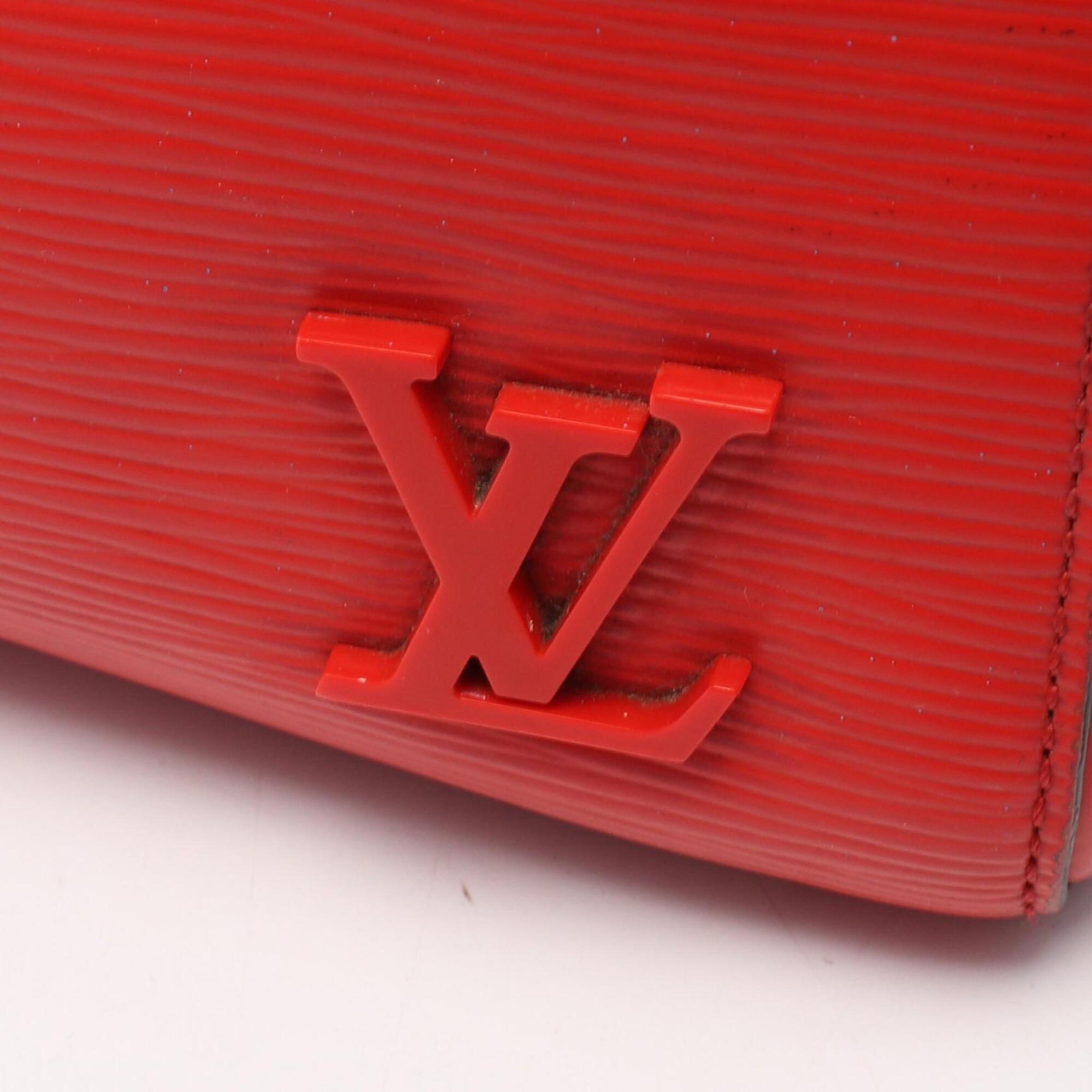 Louis Vuitton Red Color Leather Handbag (Pre-Owned)
