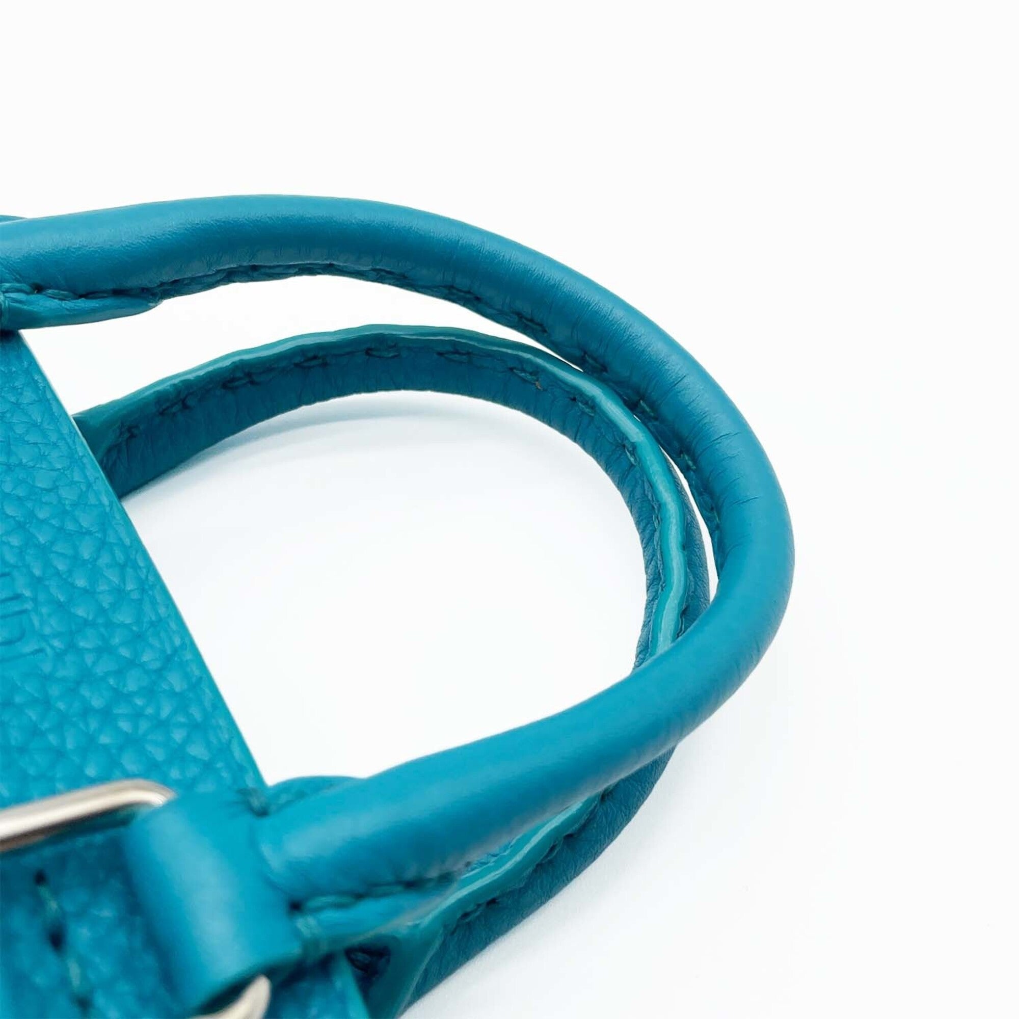 Fendi Blue Leather Shoulder Bag (Pre-Owned)