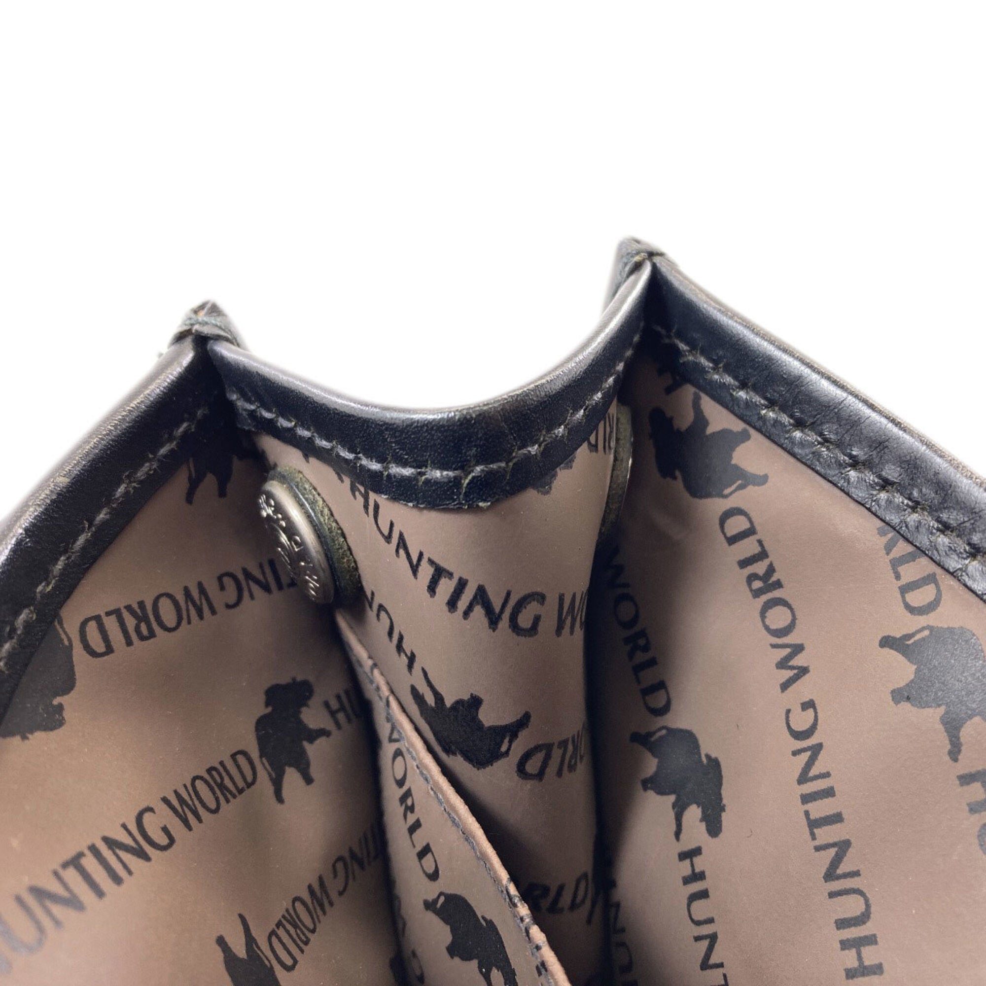 Hunting World Black Canvas Handbag (Pre-Owned)