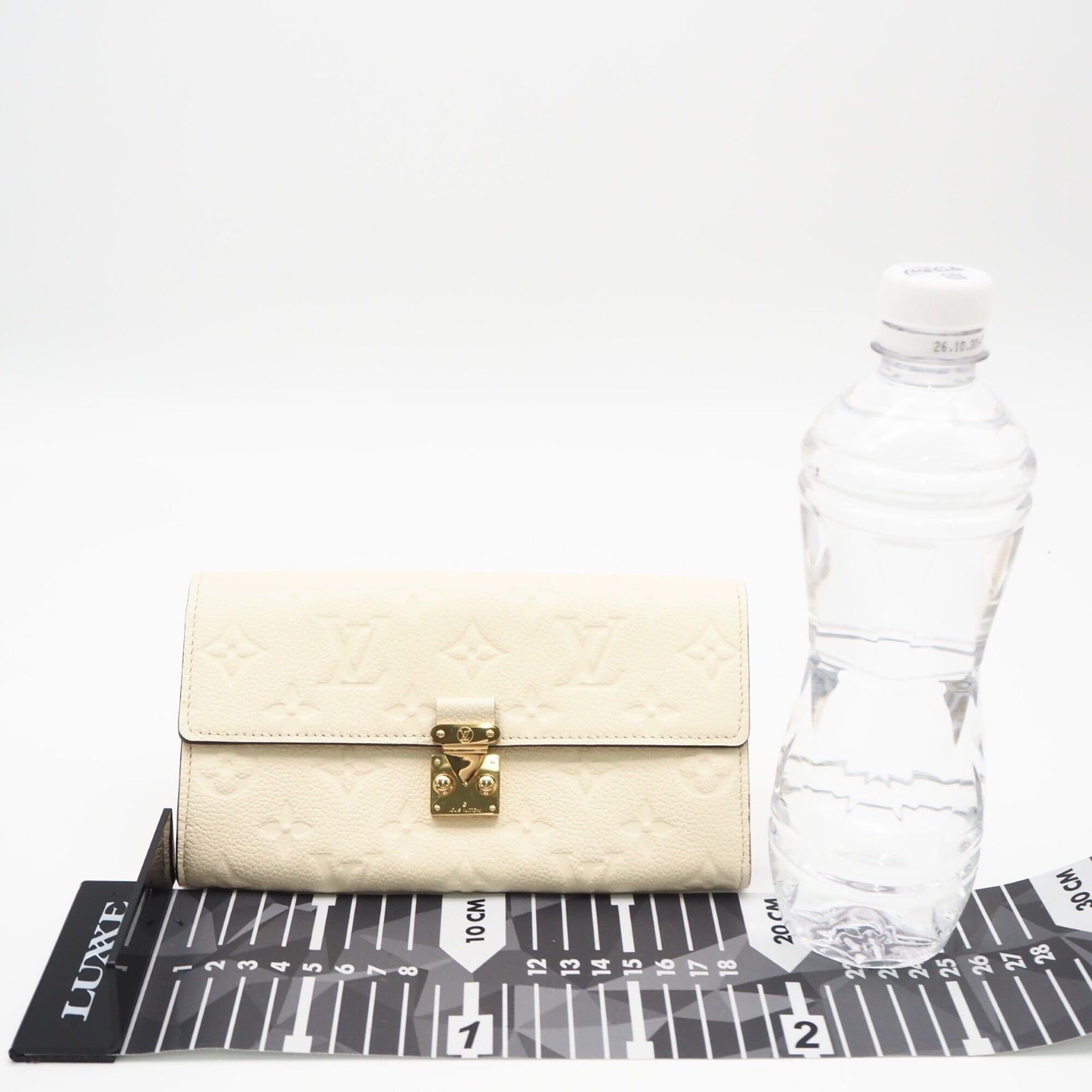 Louis Vuitton Beige Leather Long Wallet (Bi-Fold) (Pre-Owned)