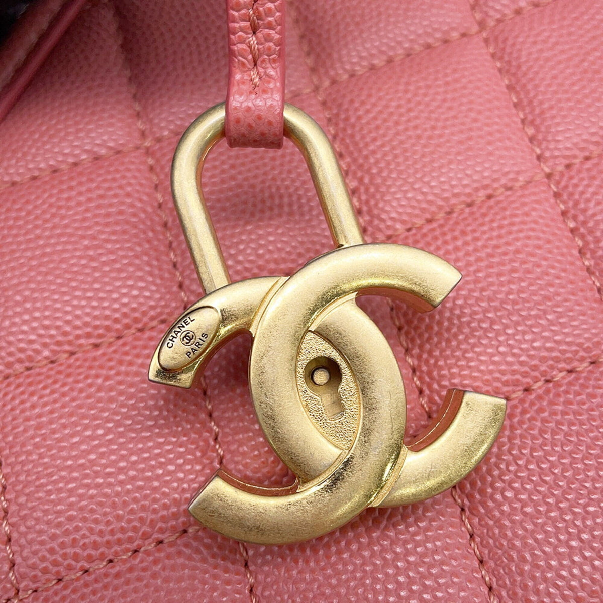 Chanel Pink Grained Calfskin Handbag Shoulder Bag Vanity Bag (Pre-Owned)