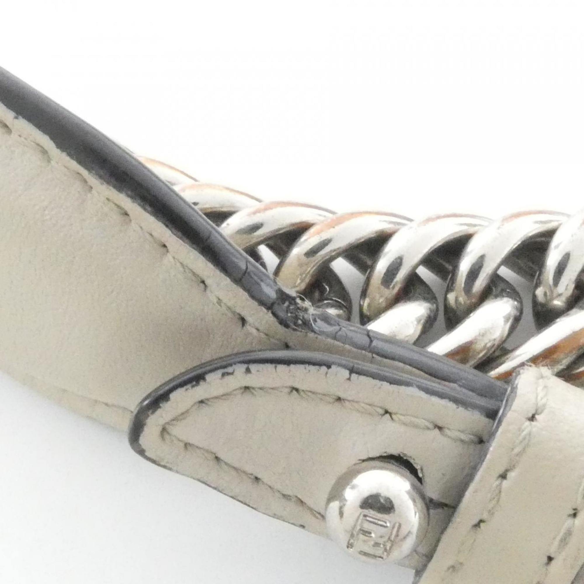 Fendi Beige Leather Shoulder Bag (Pre-Owned)