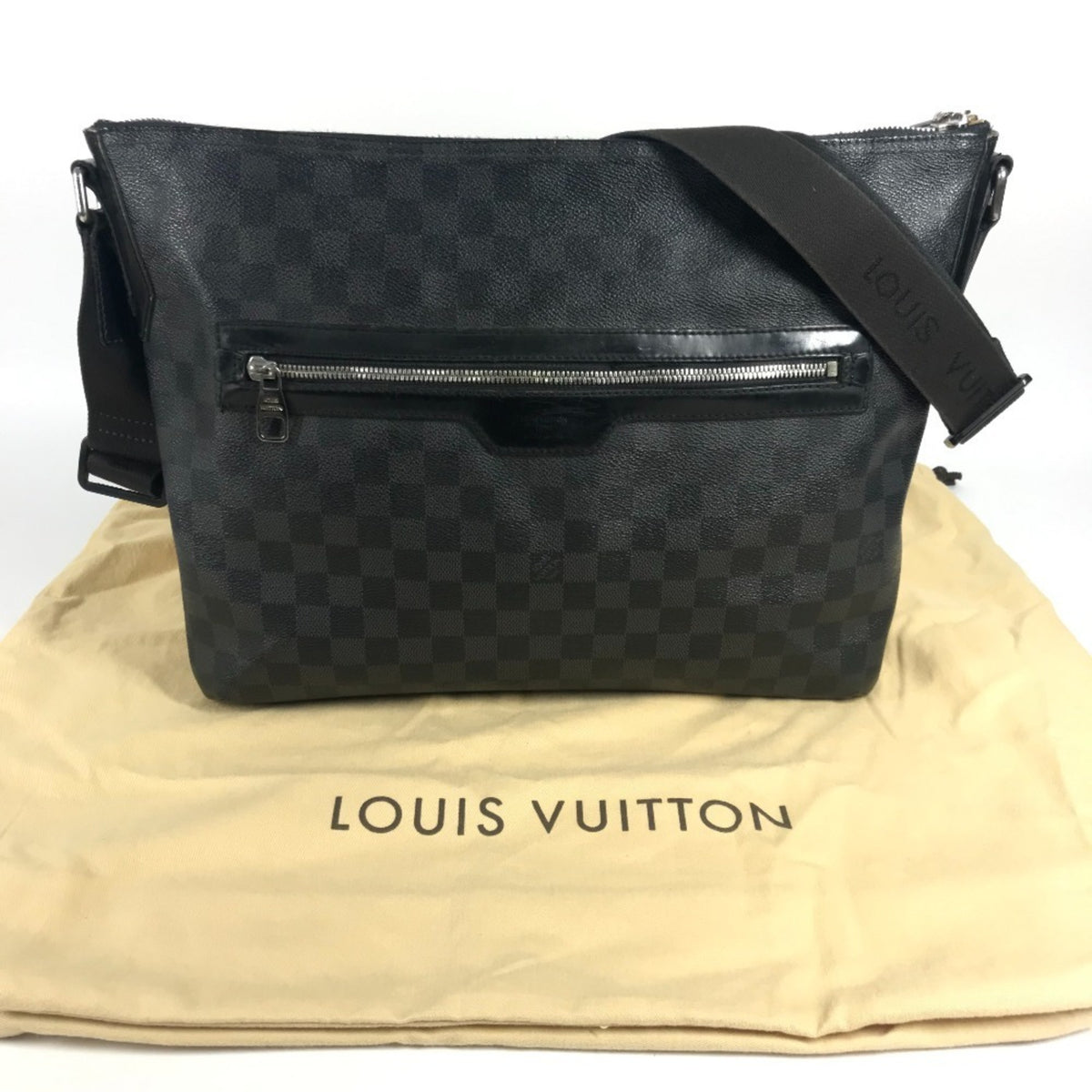 Louis Vuitton Black Galle Damier Graphite Shoulder Bag (Pre-Owned)