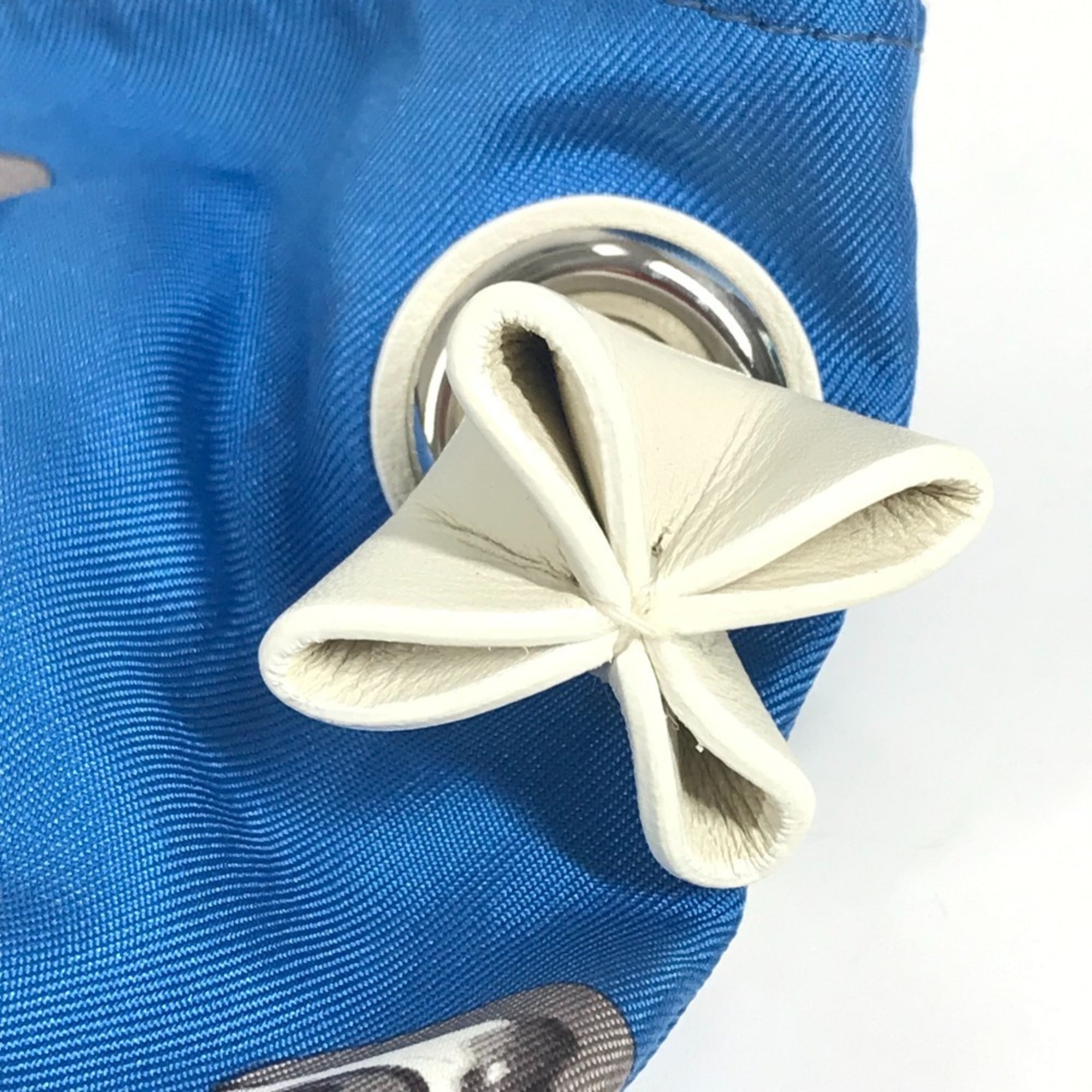 Hermes Blue White Silk Leather Shoulder Bag (Pre-Owned)