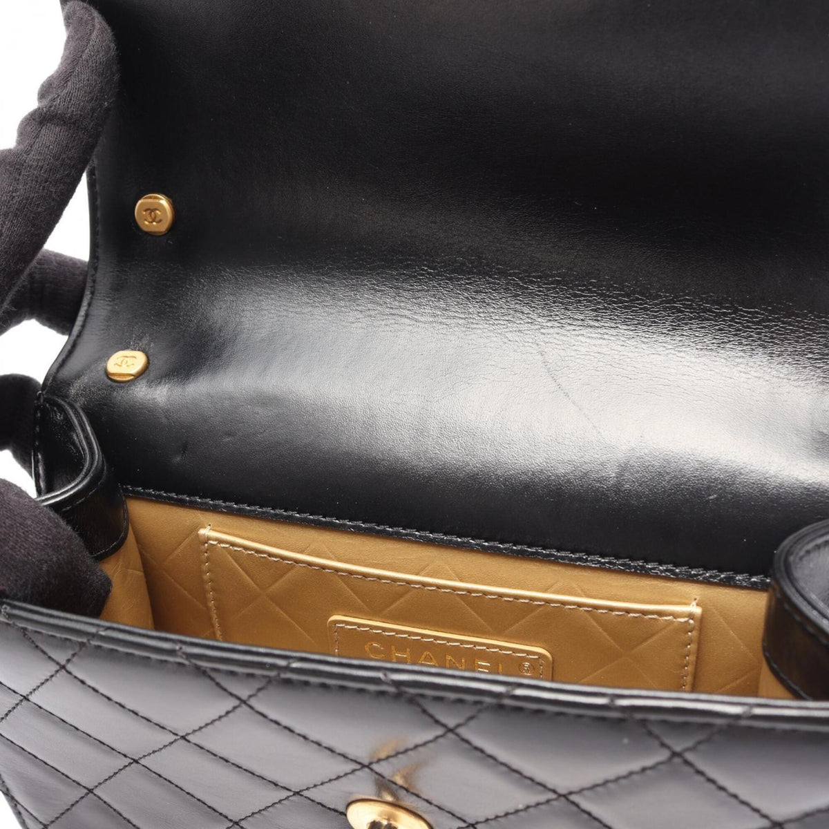 Chanel Black Leather Handbag Shoulder Bag (Pre-Owned)