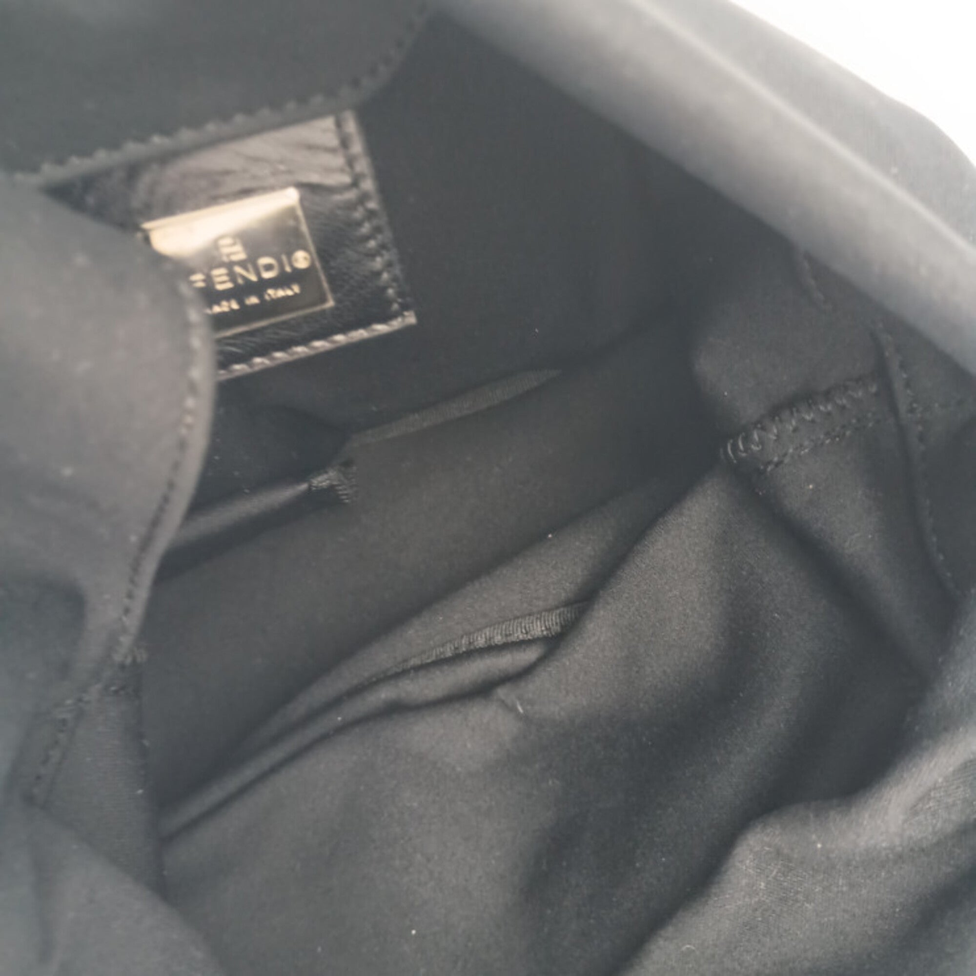 Fendi Black Canvas Handbag Shoulder Bag (Pre-Owned)