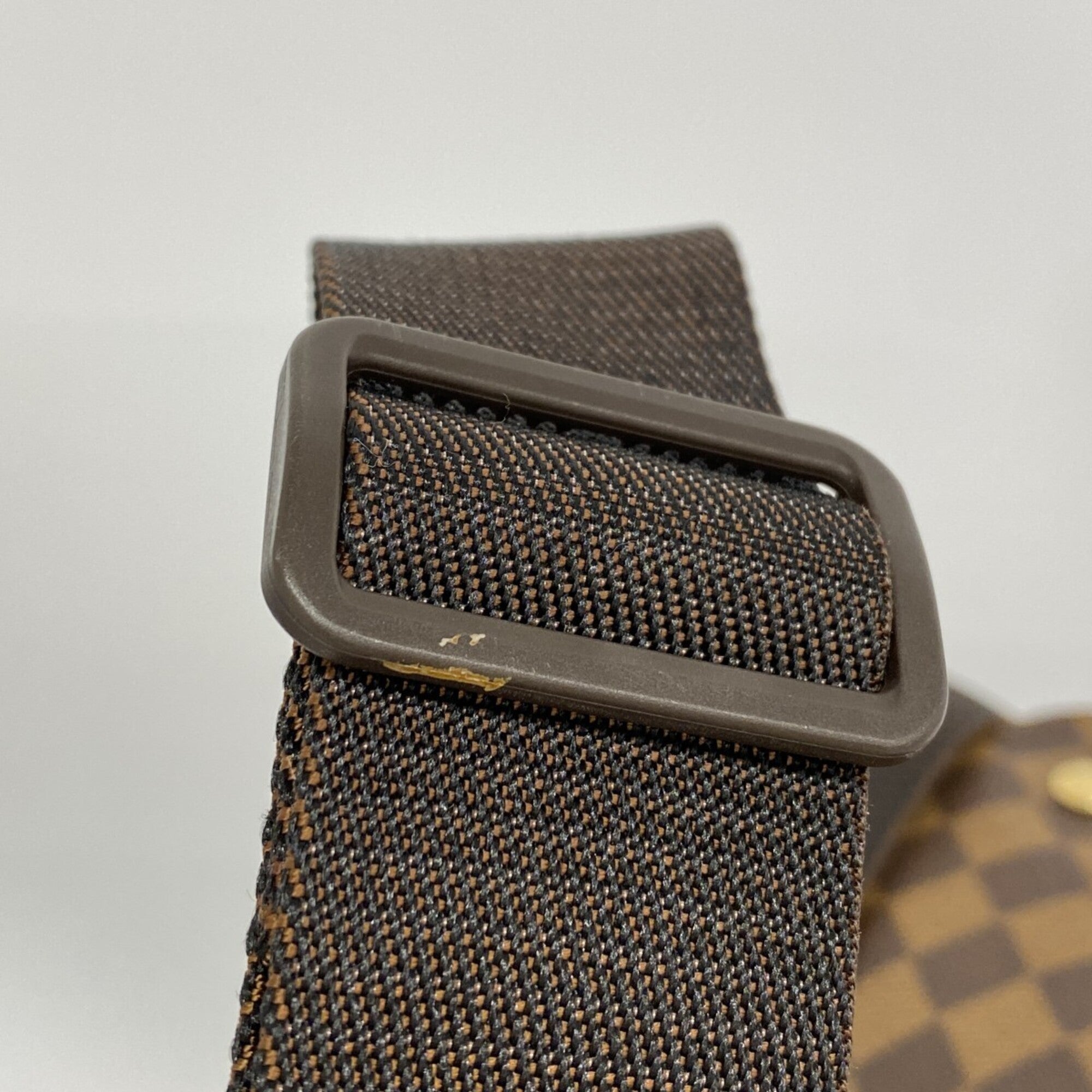 Louis Vuitton Ebene Shoulder Bag (Pre-Owned)