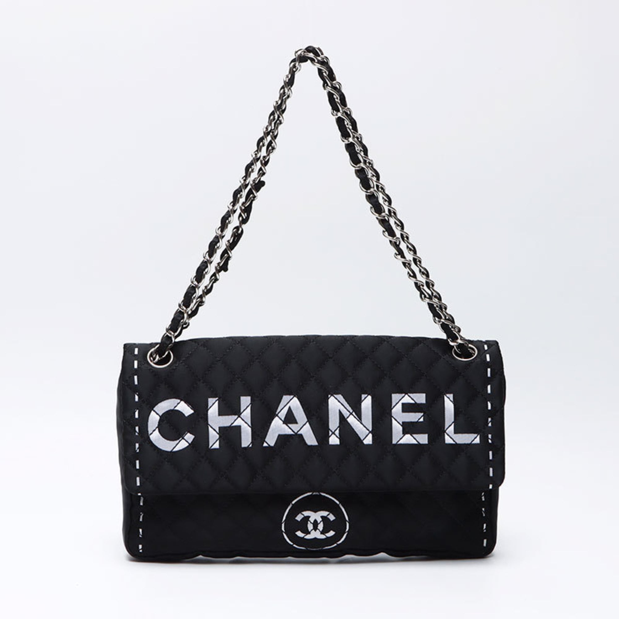 Chanel Matelasse Black Nylon Handbag (Pre-Owned)