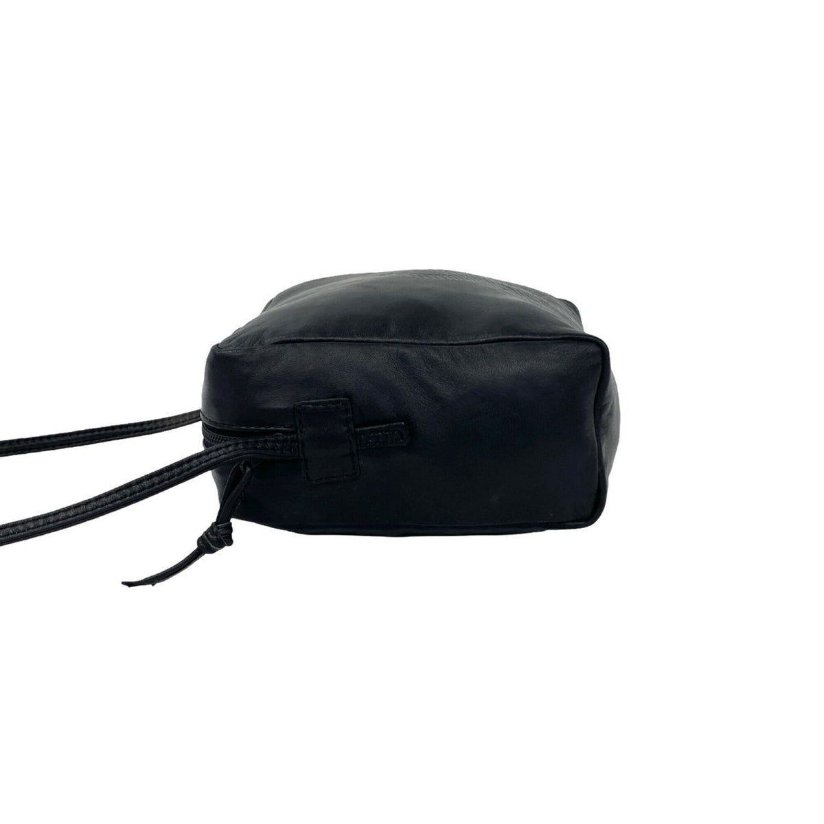 Loewe Black Leather Pochette Shoulder Bag (Pre-Owned)