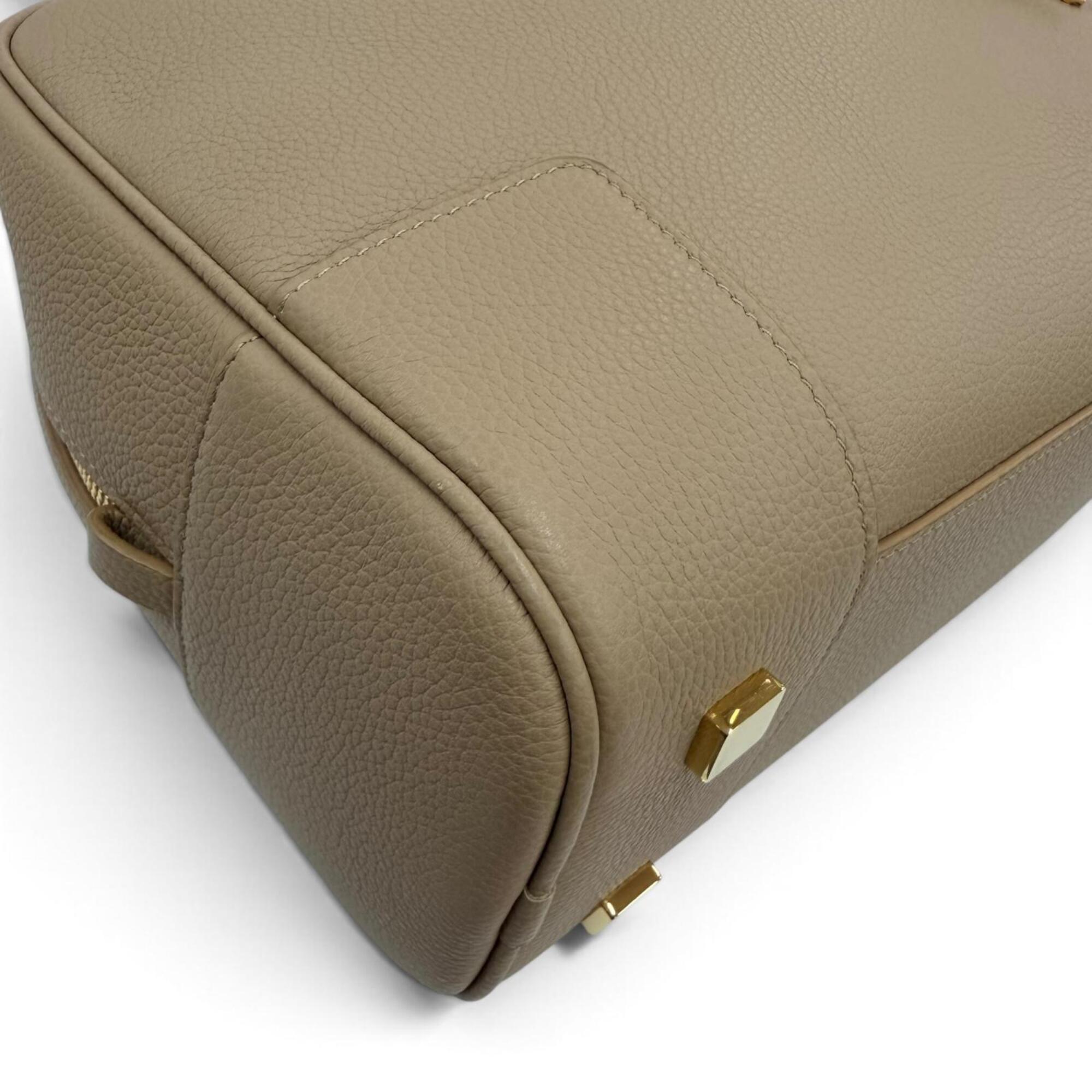 Loewe Beige Handbag Shoulder Bag (Pre-Owned)