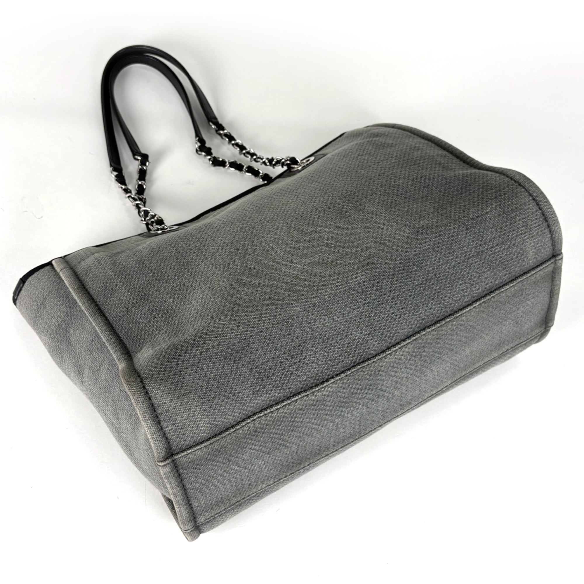 Chanel Gray Canvas Shoulder Bag Tote Bag (Pre-Owned)