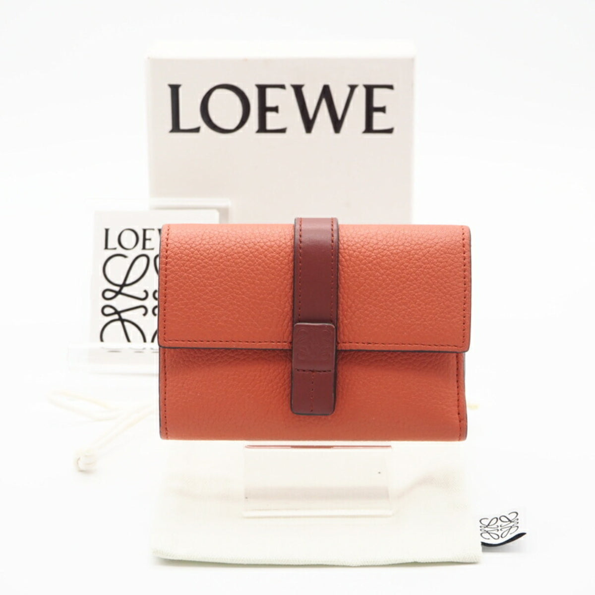 Loewe Orange Leather Wallet (Tri-Fold) (Pre-Owned)