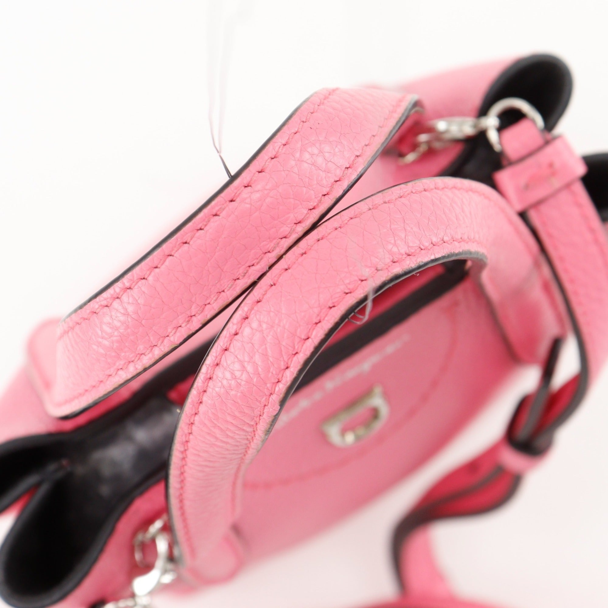 Salvatore Ferragamo Pink Leather Handbag (Pre-Owned)