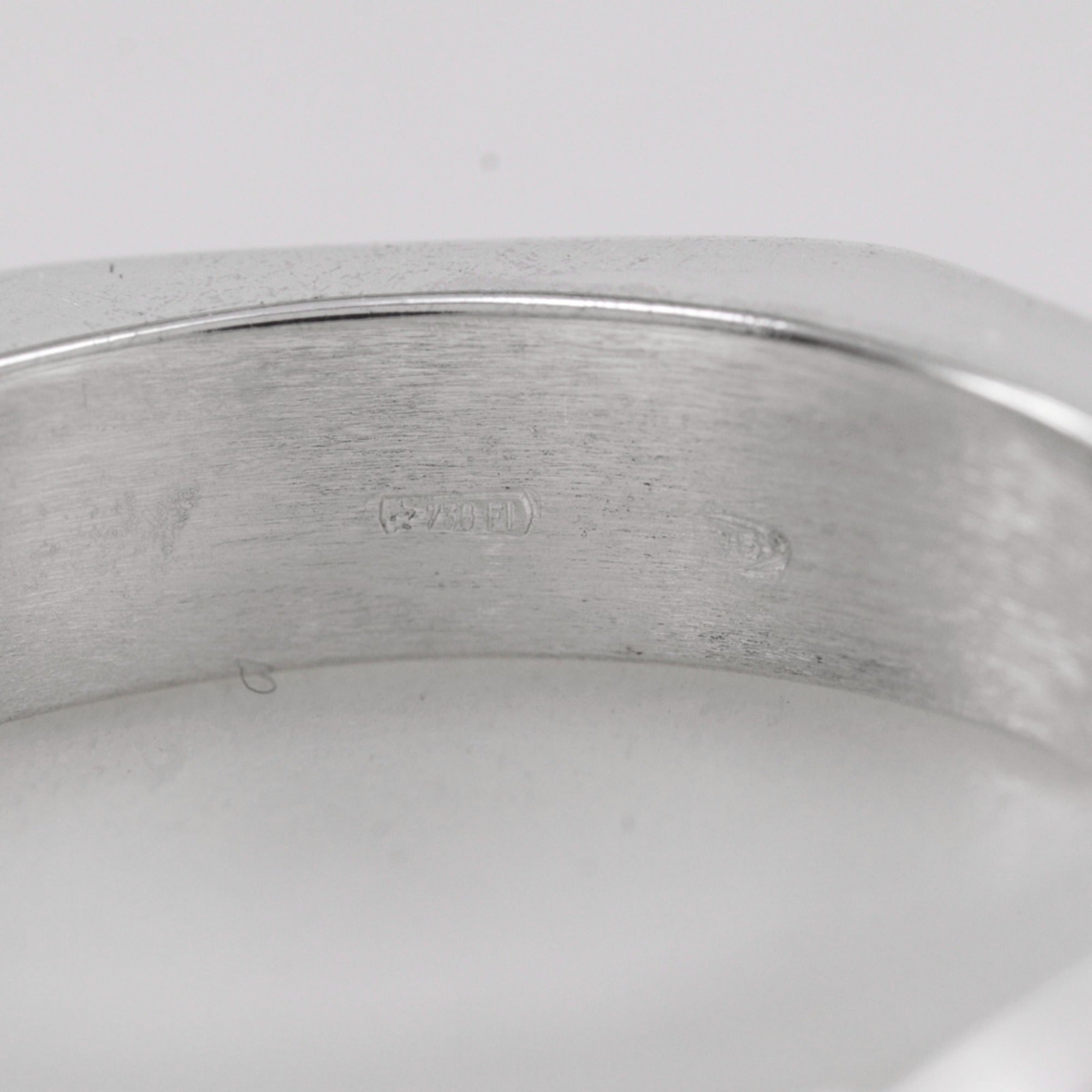 Gucci Silver 925 Band Ring (Pre-Owned)