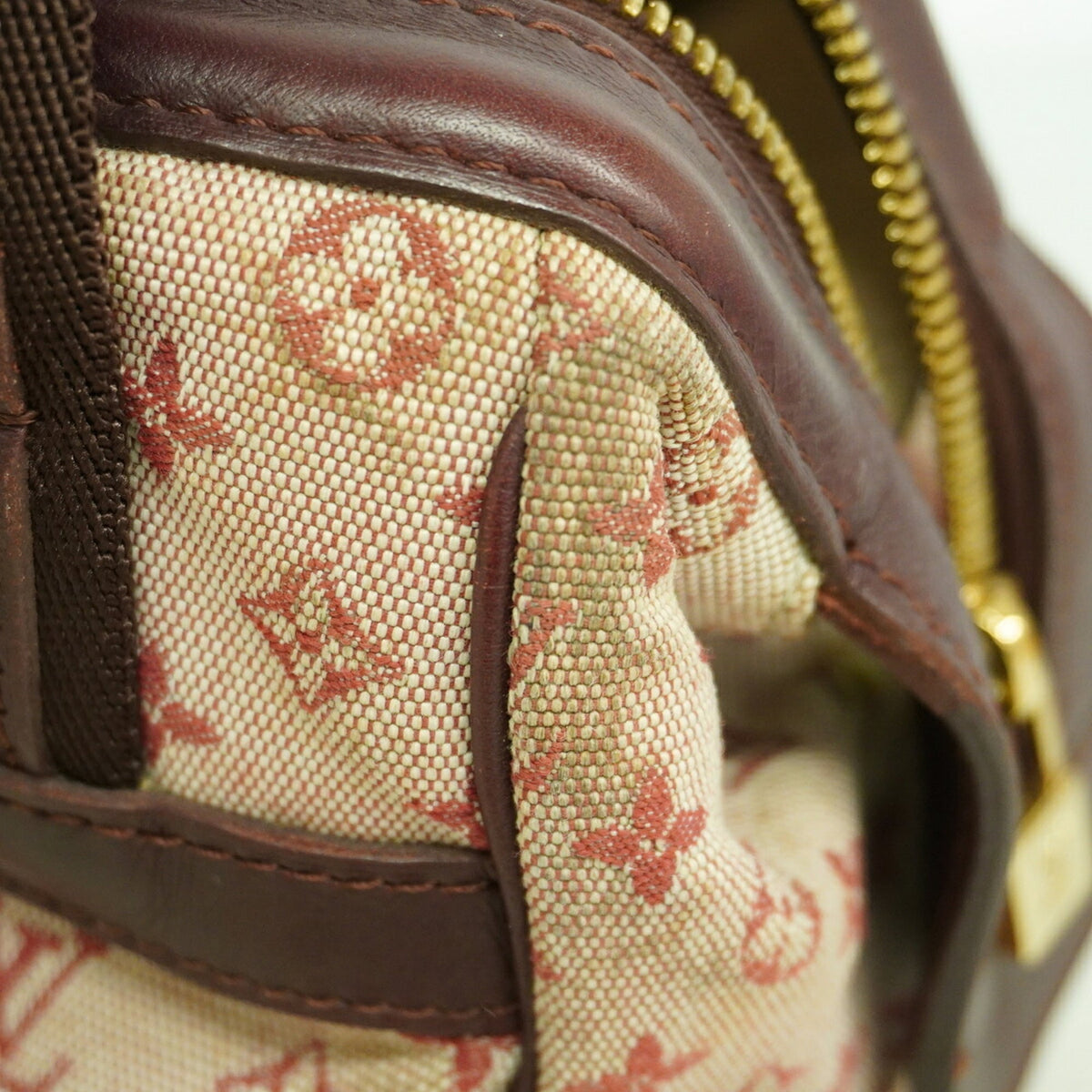 Louis Vuitton Cerise Handbag (Pre-Owned)