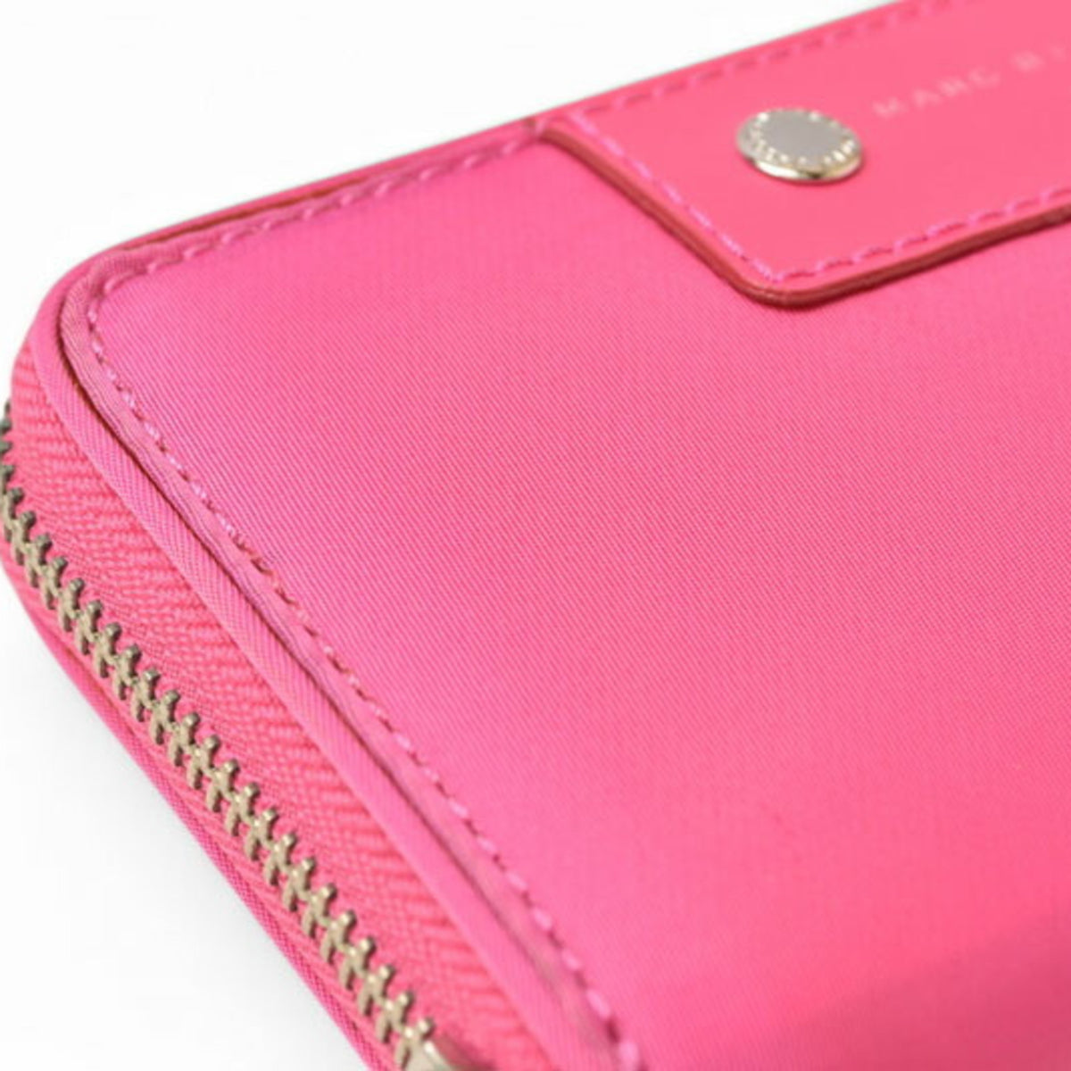 Marc By Marc Jacobs Pink Nylon Long Wallet (Bi-Fold) (Pre-Owned)