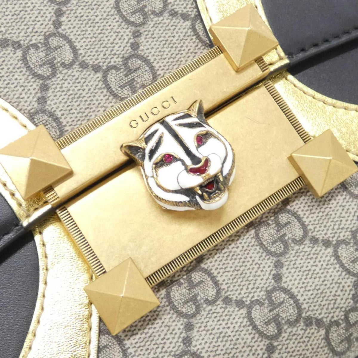 Gucci Beige Black Gg Supreme Canvas Leather Handbag (Pre-Owned)