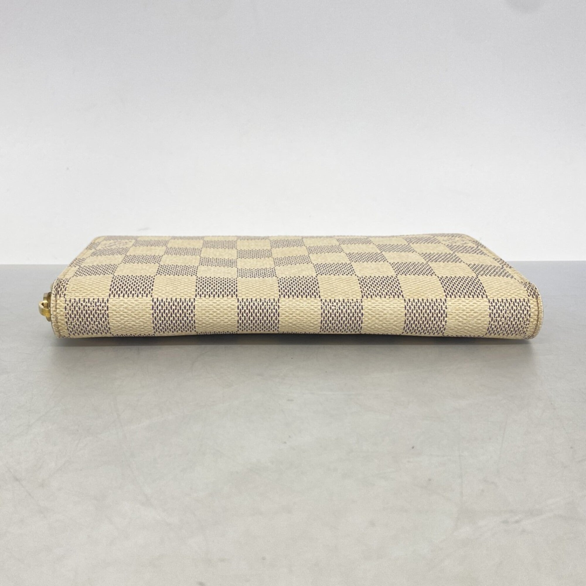 Louis Vuitton White Long Wallet (Bi-Fold) (Pre-Owned)