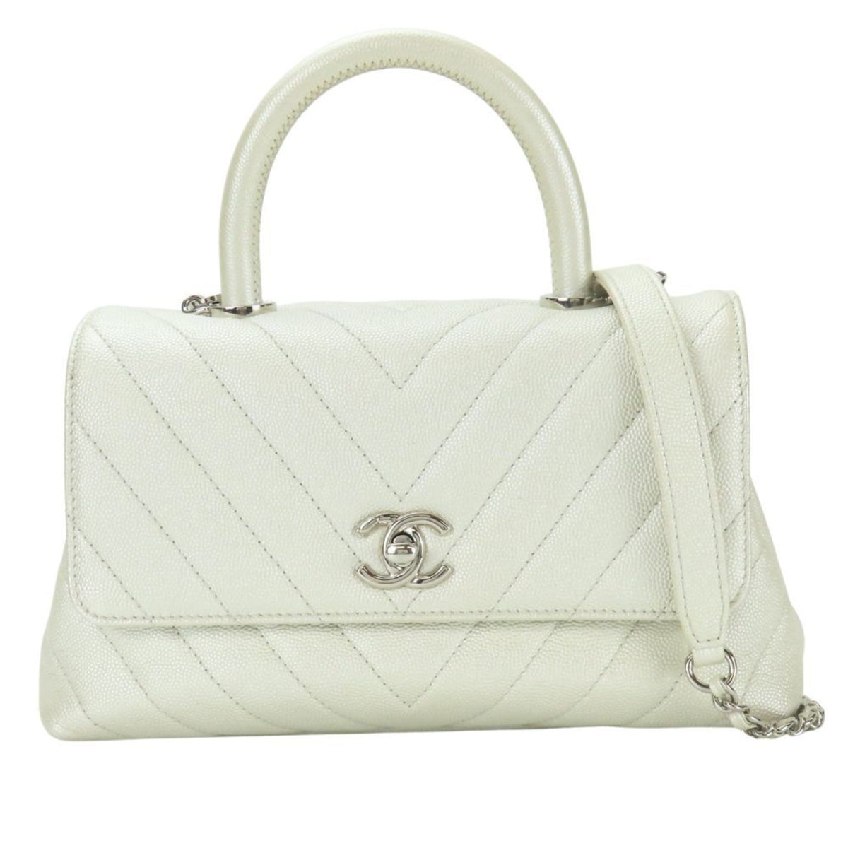 Chanel Pearl White Grained Calfskin Handbag (Pre-Owned)