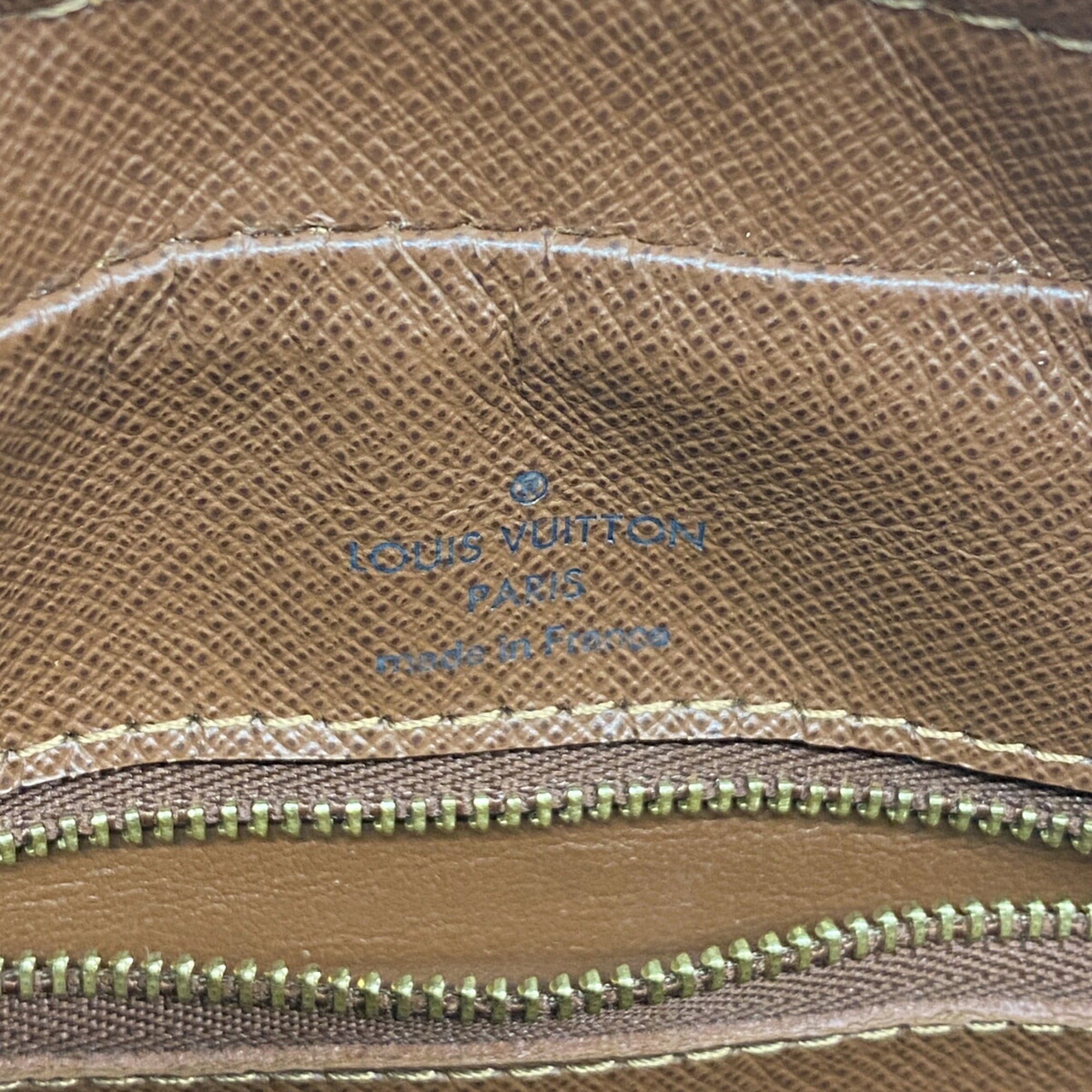 Louis Vuitton Brown Shoulder Bag (Pre-Owned)